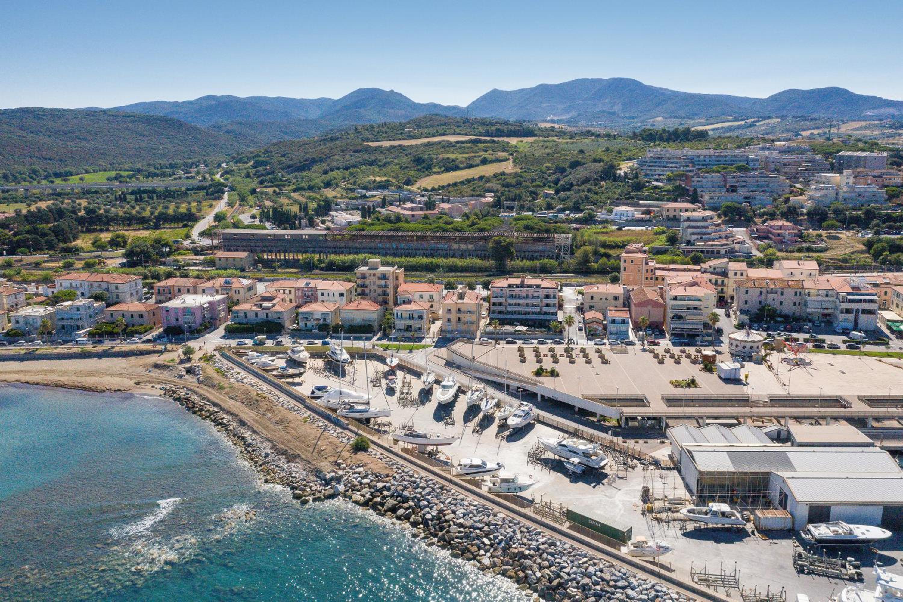 Brezza Marina Apartment view 4