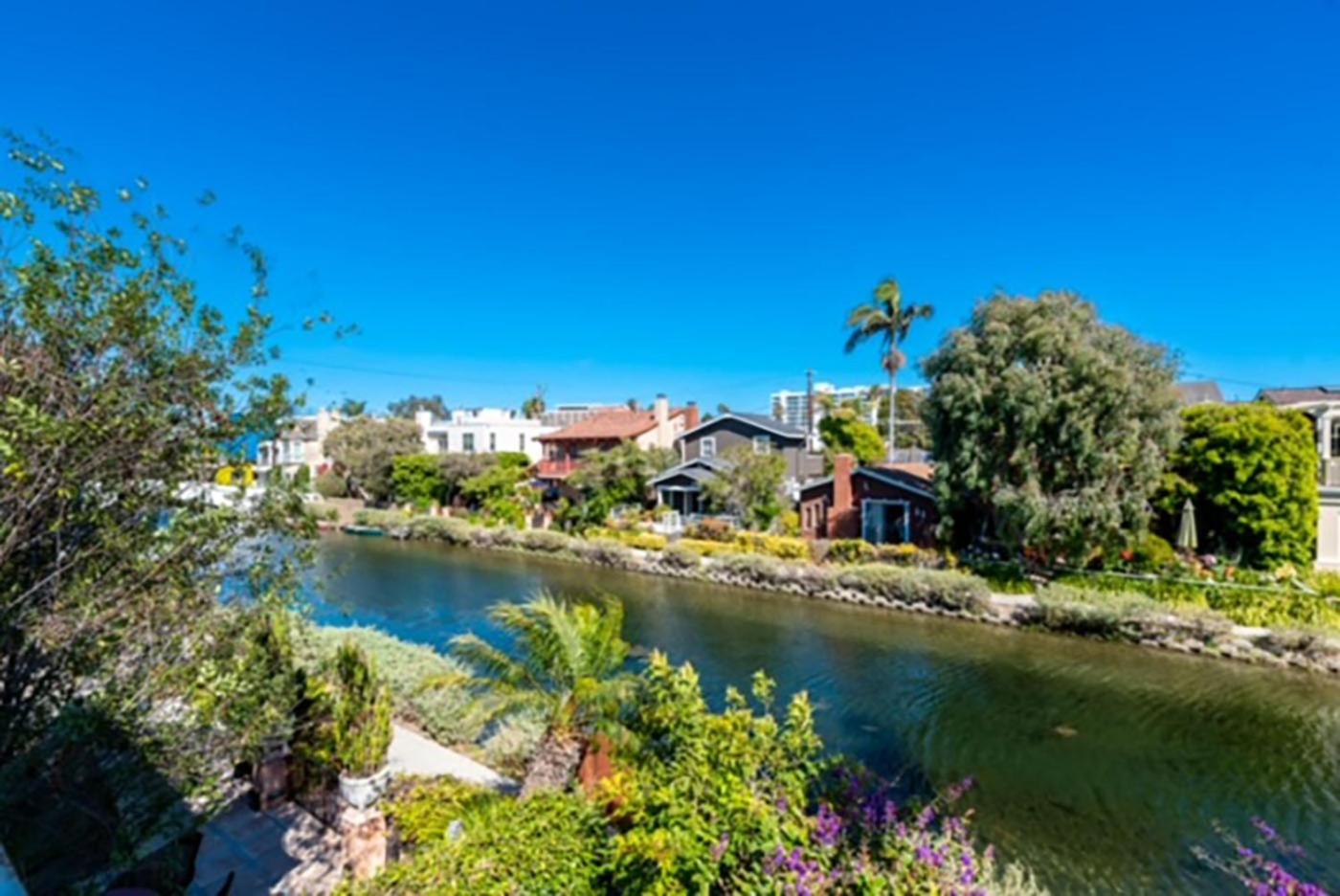 Los Angeles Vacations - Villa 3 bedrooms on Venice Beach Canal. - Property Image 46
