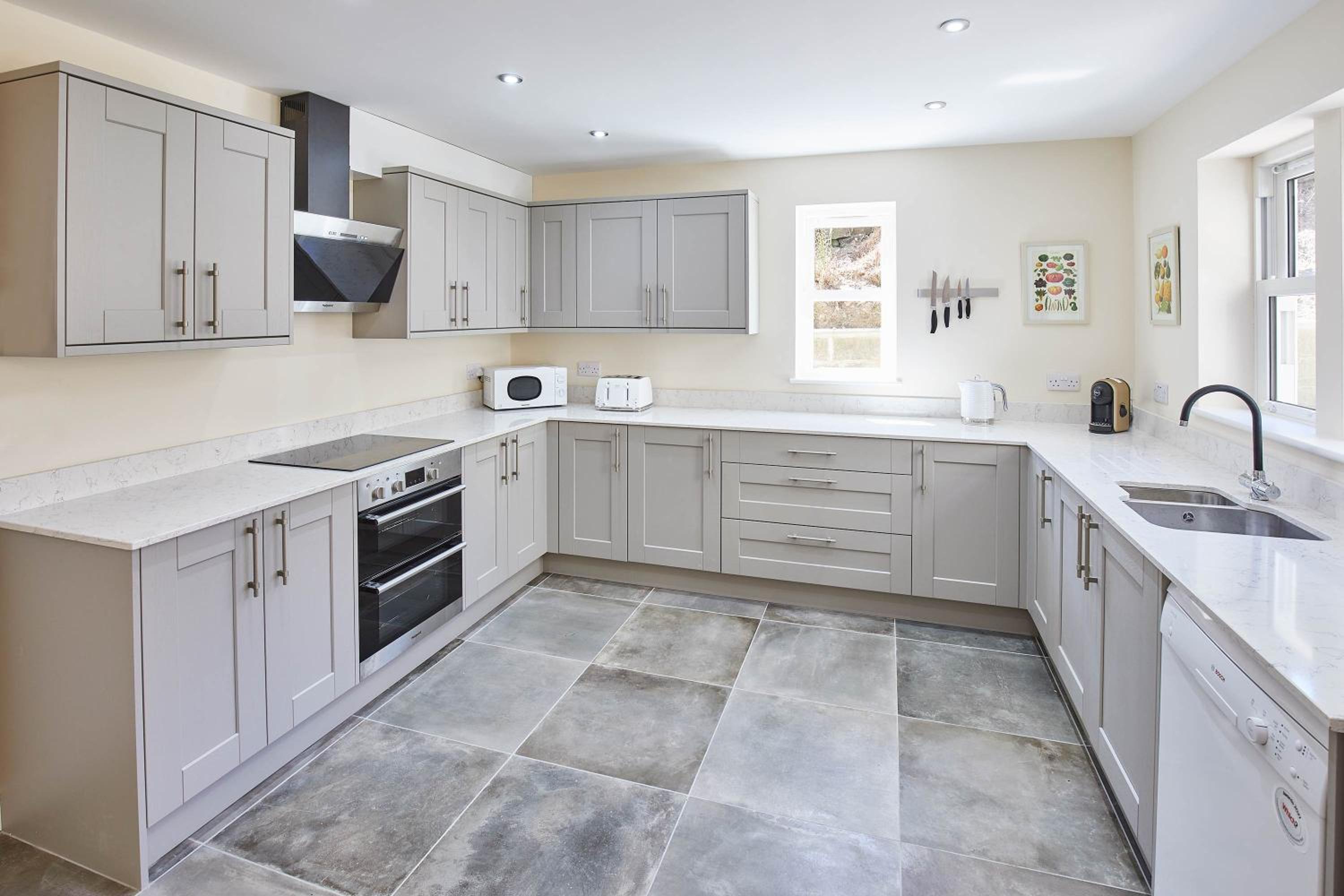Host & Stay - Foggyshaw Lodge view 3