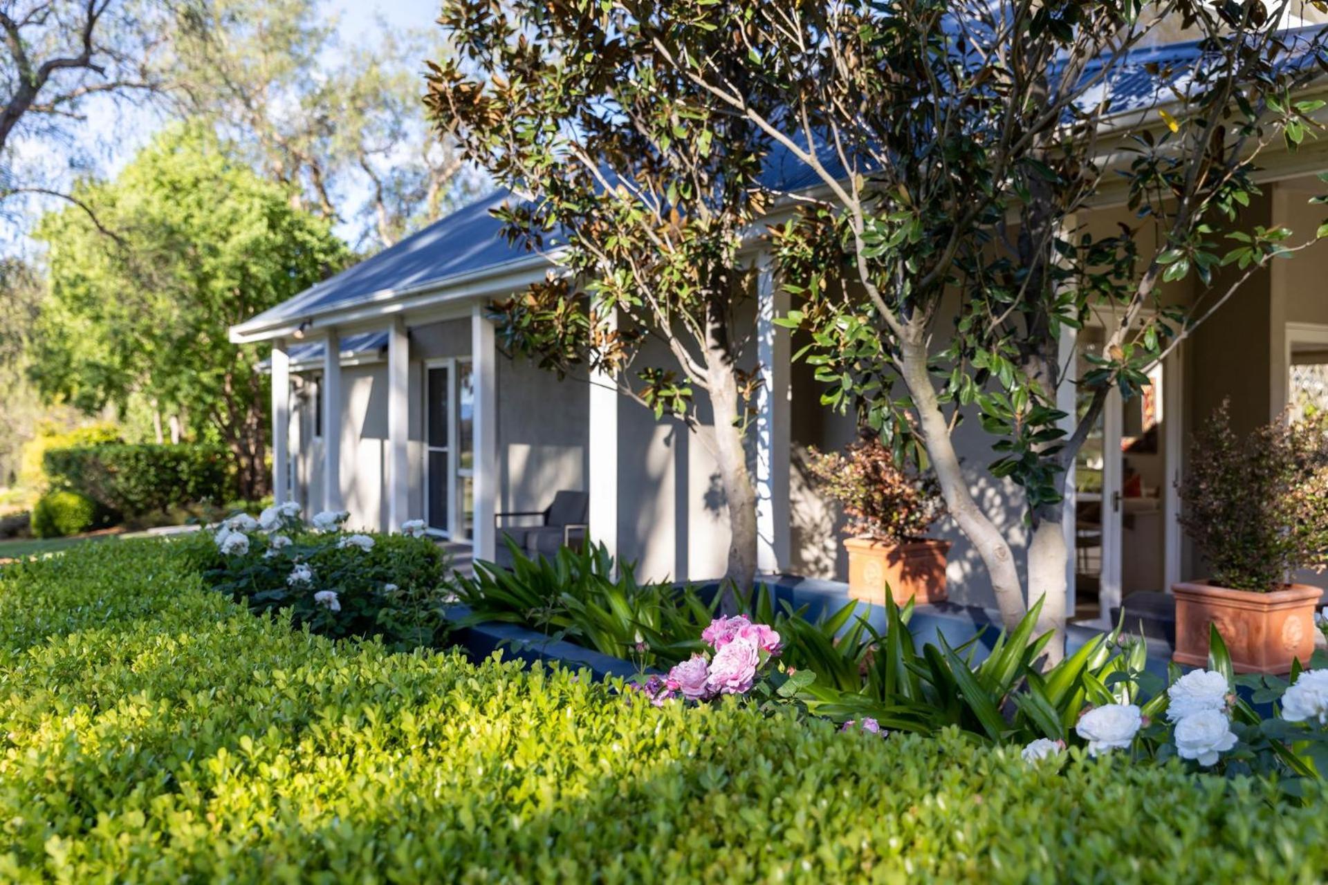 Brokenback Vineyard Estate