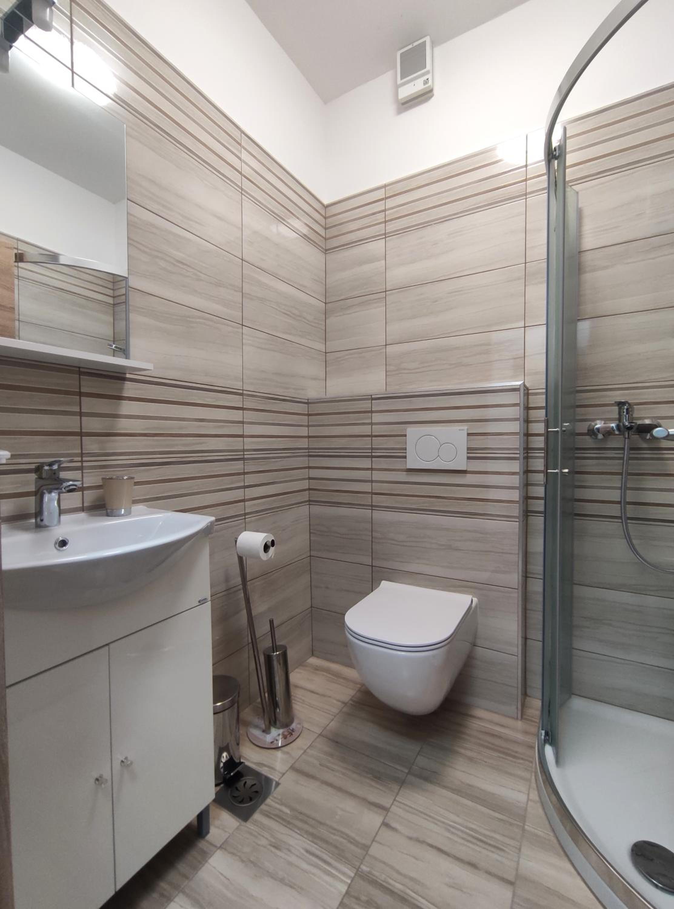 Apartma Ana