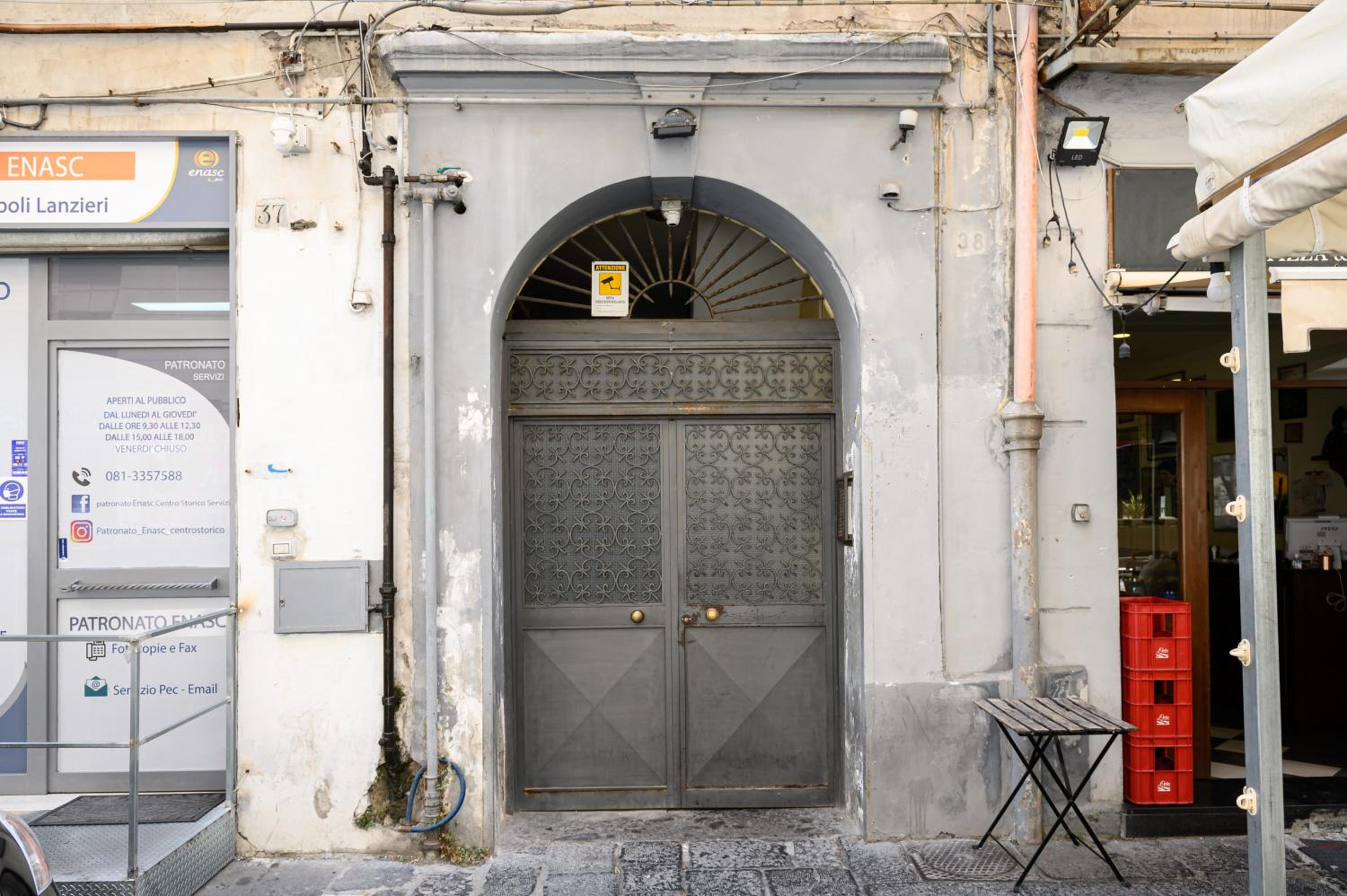 Via Lanzieri 38