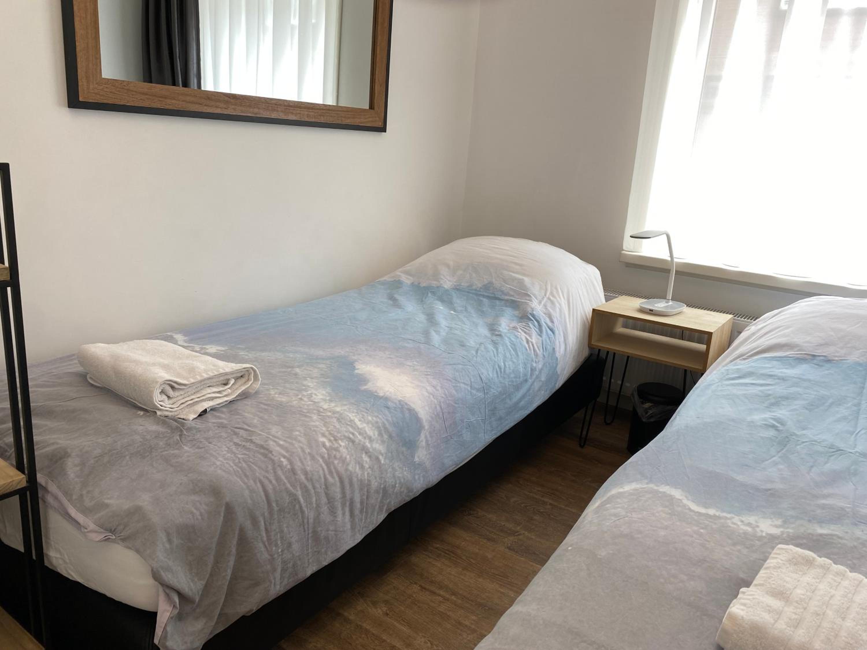 HaagsHuisje- eigen appartement, dichtbij alles, stijlvol view 5