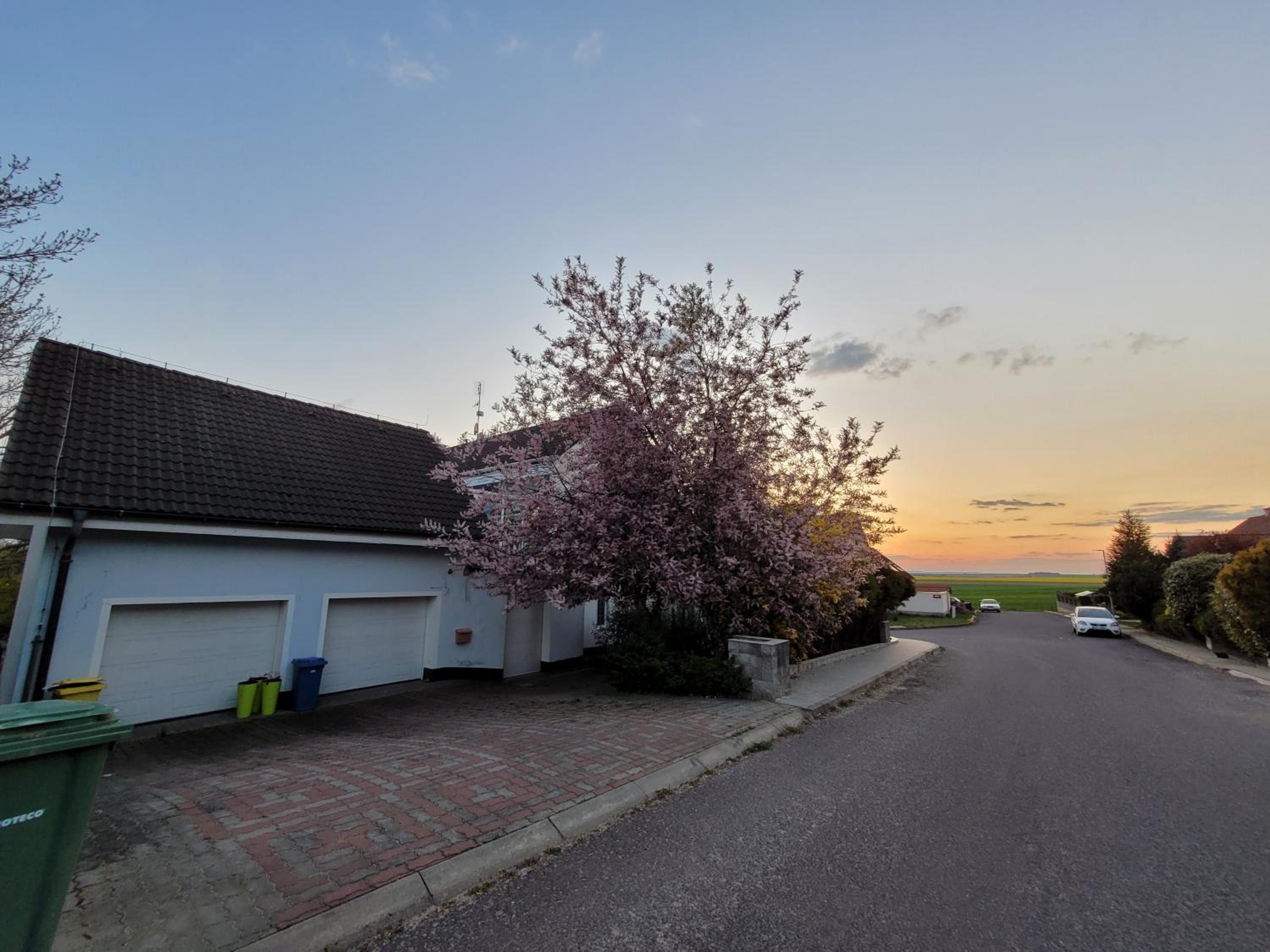 Homestay Kuchařovice view 5