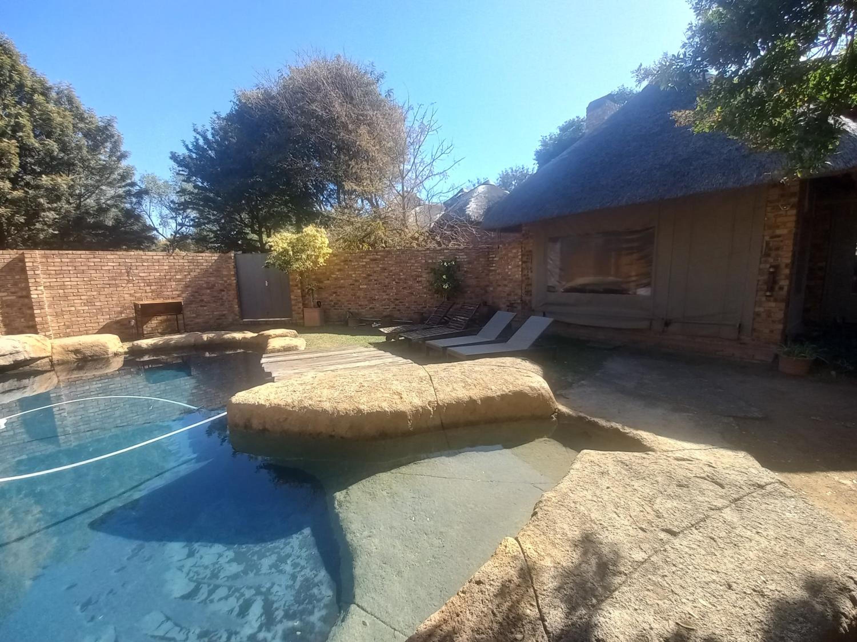 Khaya Africa Guesthouse
