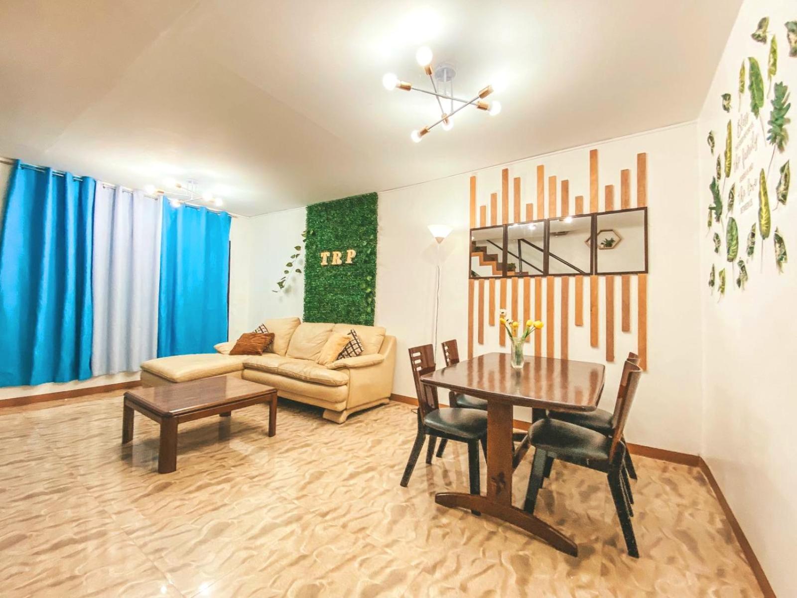 RUSTIC THEMED - 2BR TownHouse - near Clark Airport - TRP4 view 4