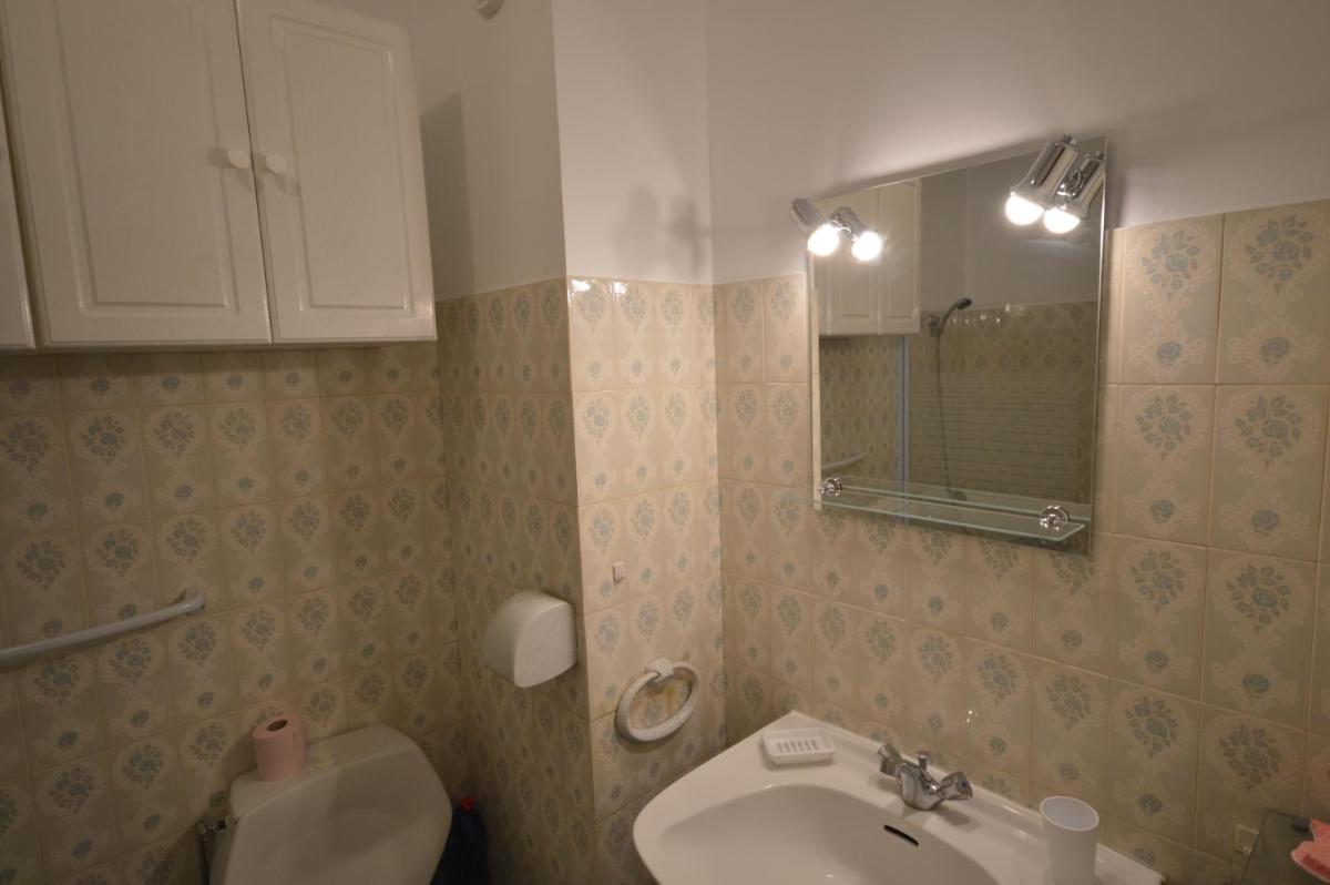 Nice studio near the beach view 5