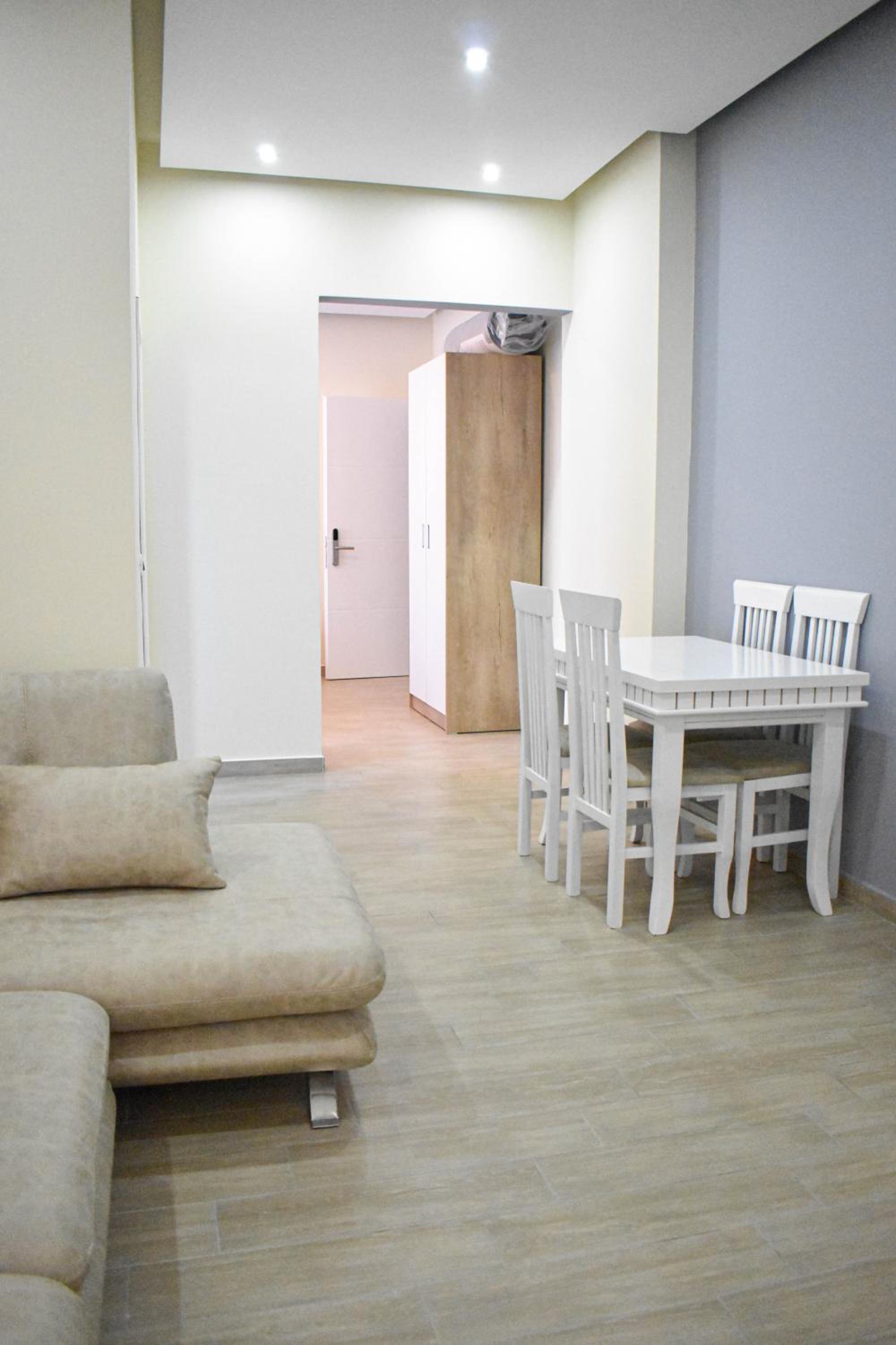 DelMar Apartments