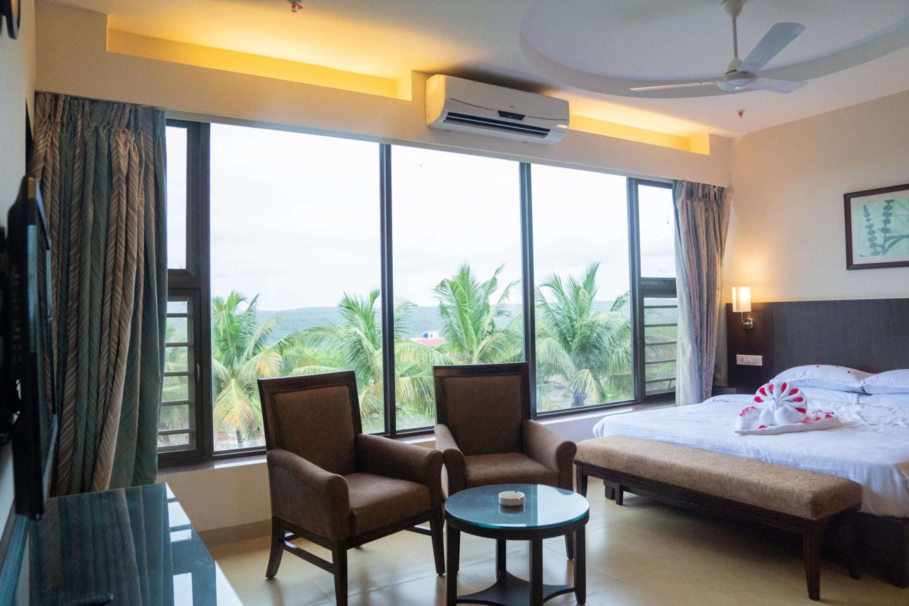 Greenleaf The Resort & Spa, Ganpatipule