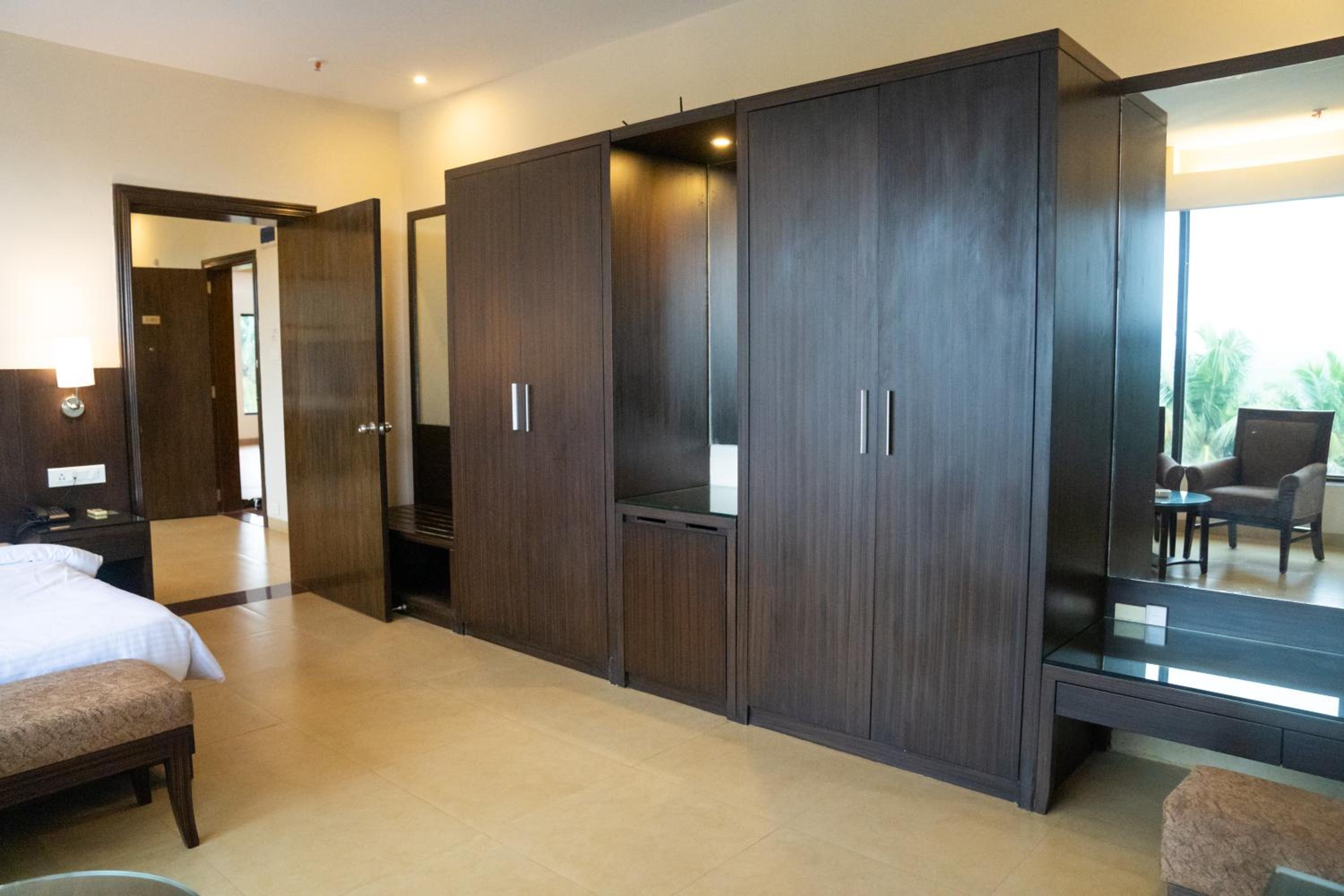 Greenleaf The Resort & Spa, Ganpatipule