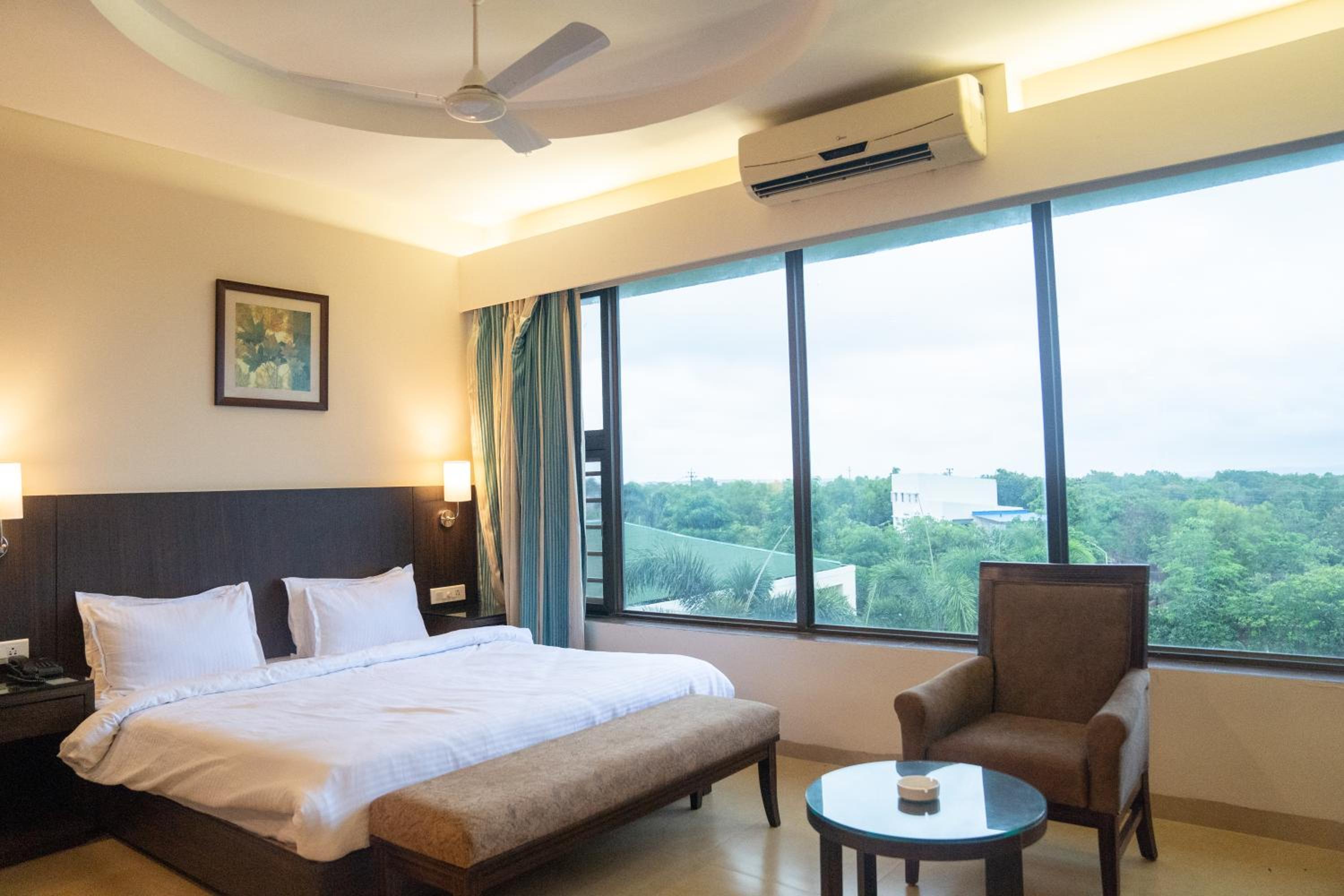 Greenleaf The Resort & Spa, Ganpatipule