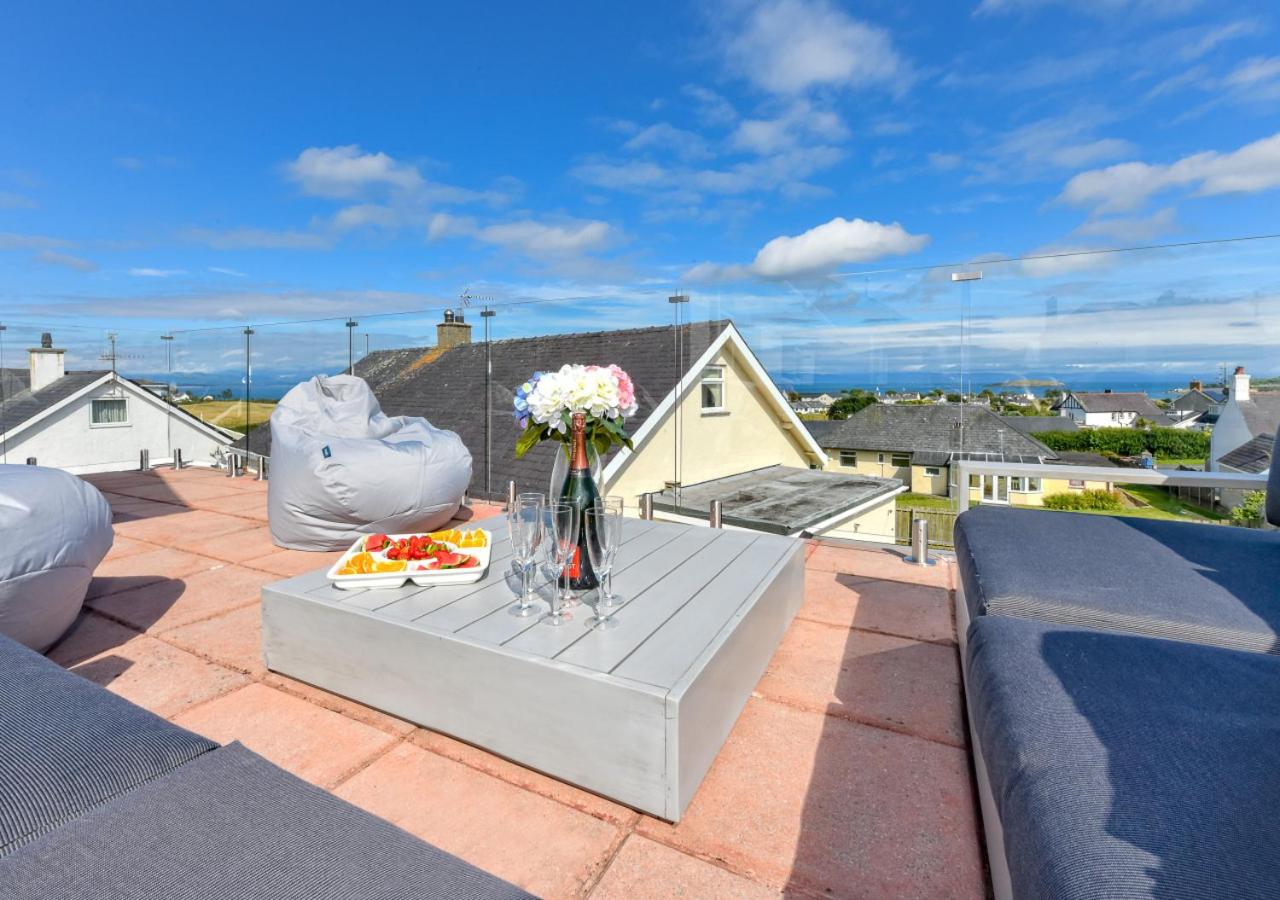 4 Bed in Abersoch oc-21tan