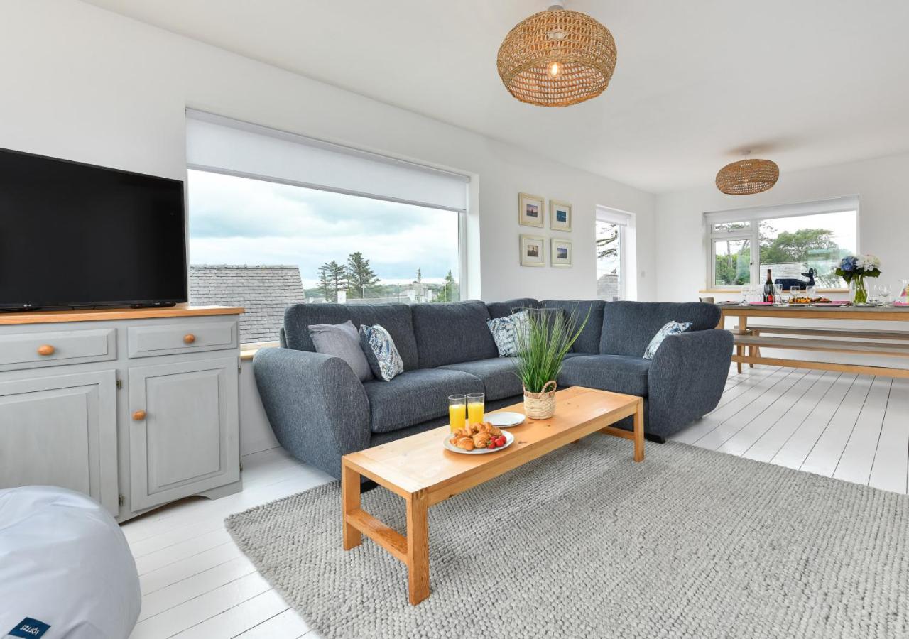 4 Bed in Abersoch oc-21tan