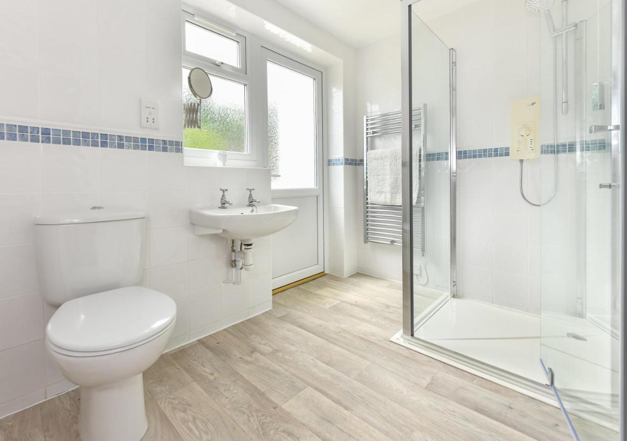 4 Bed in Abersoch oc-21tan