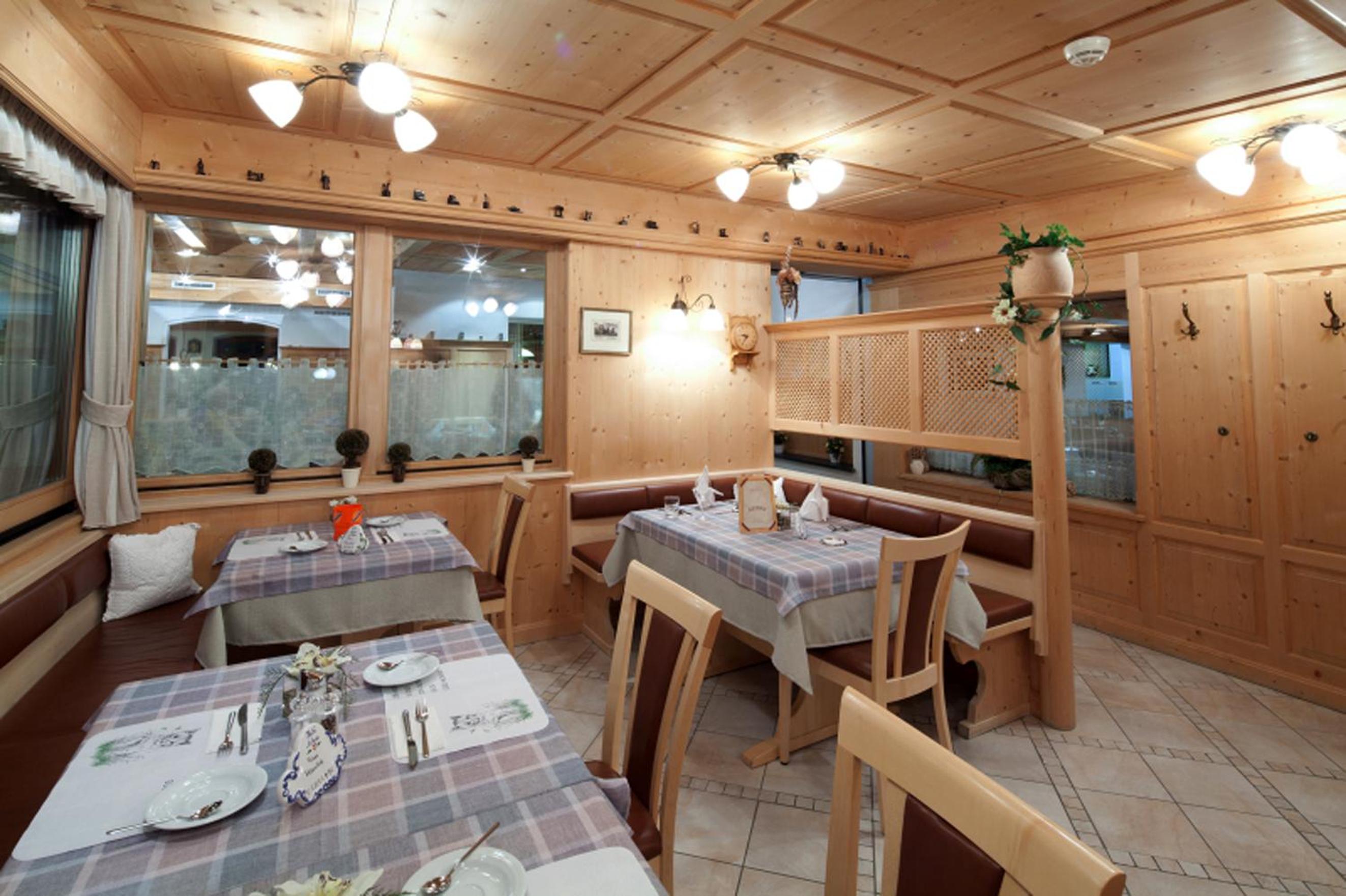 Hotel Astras