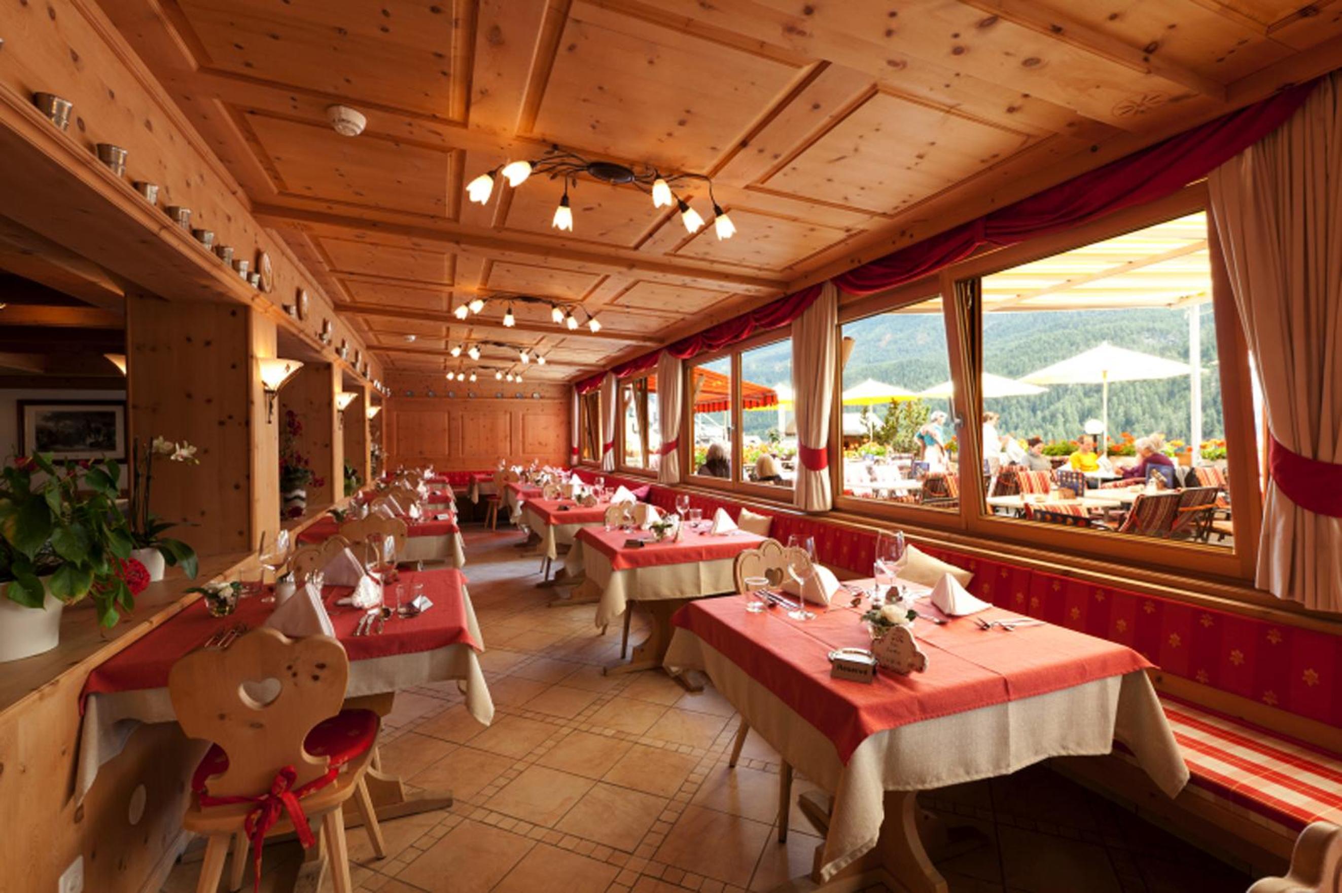 Hotel Astras
