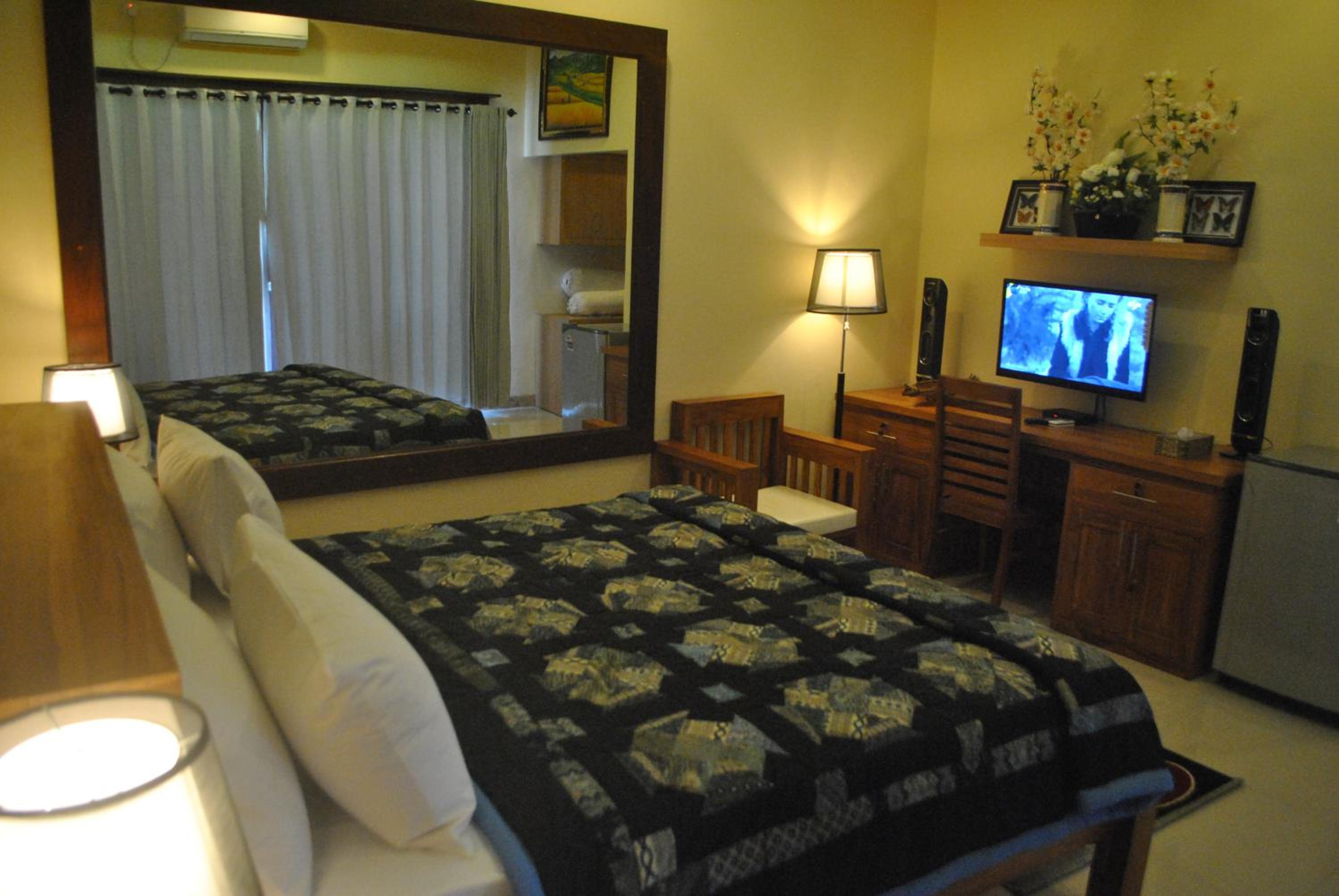 Photo 11