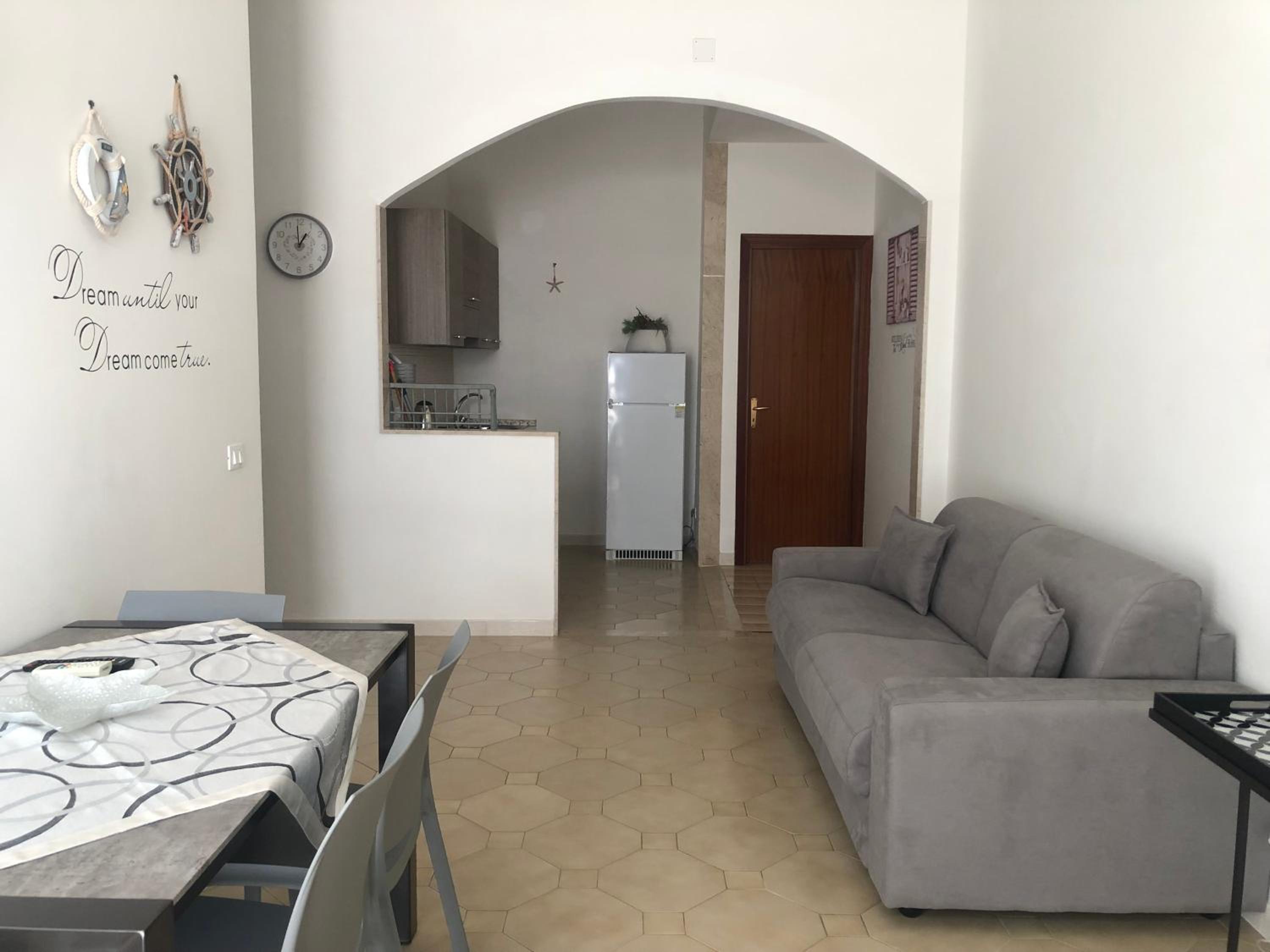 Sun Beach Apartment en Trapani — hotel room