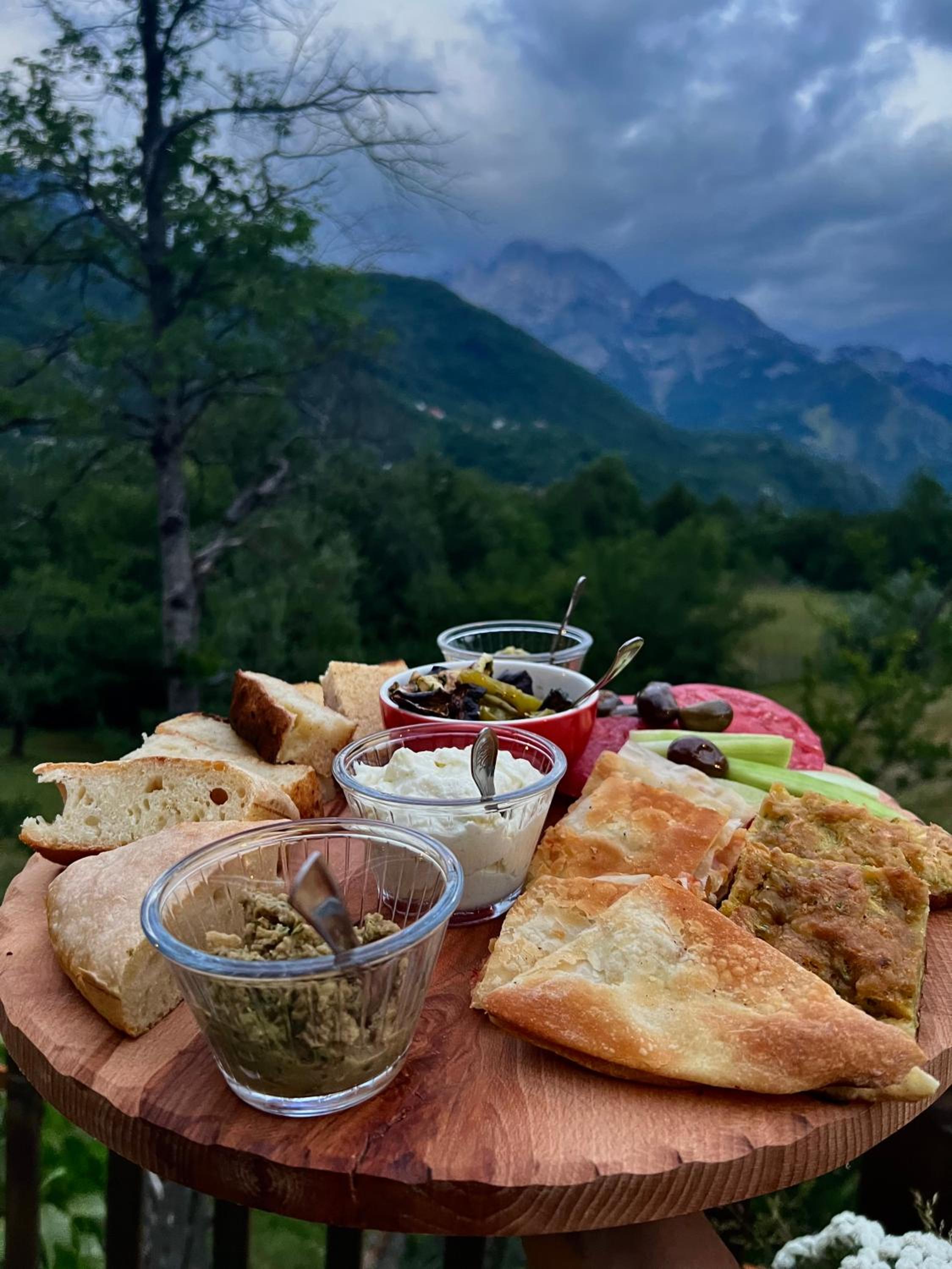 Molla Guest House