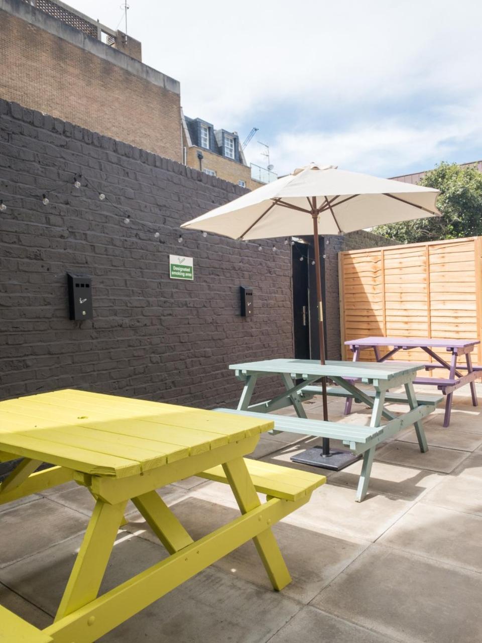 outdoor bbq area