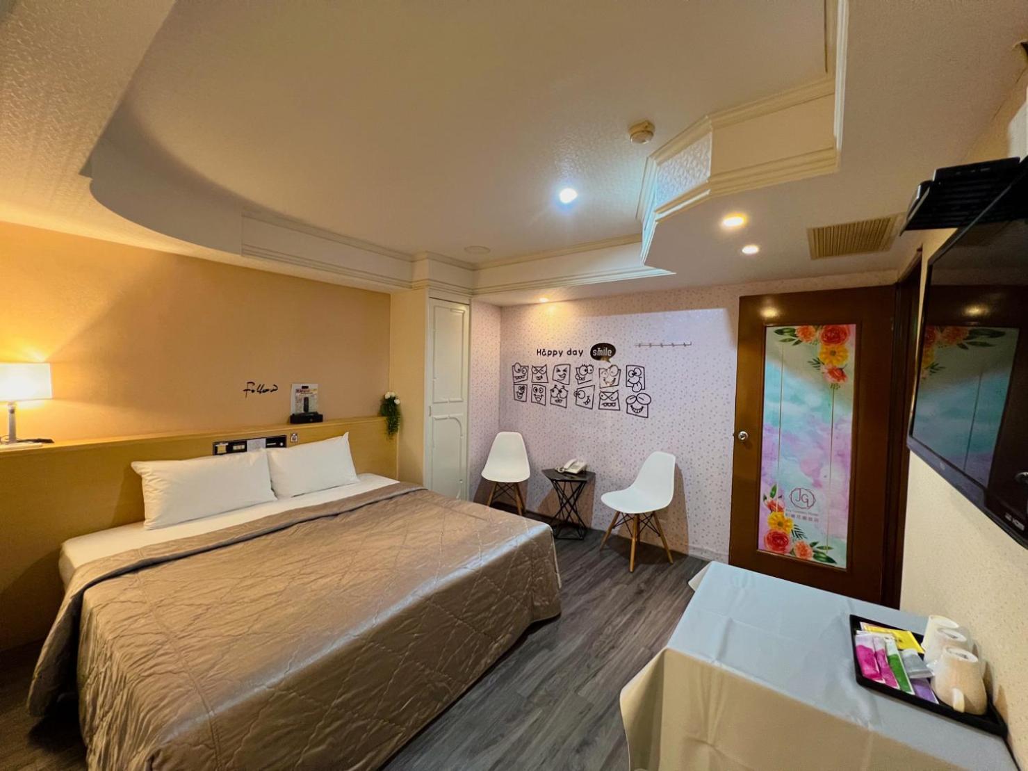 Joy Garden Hotel view 5