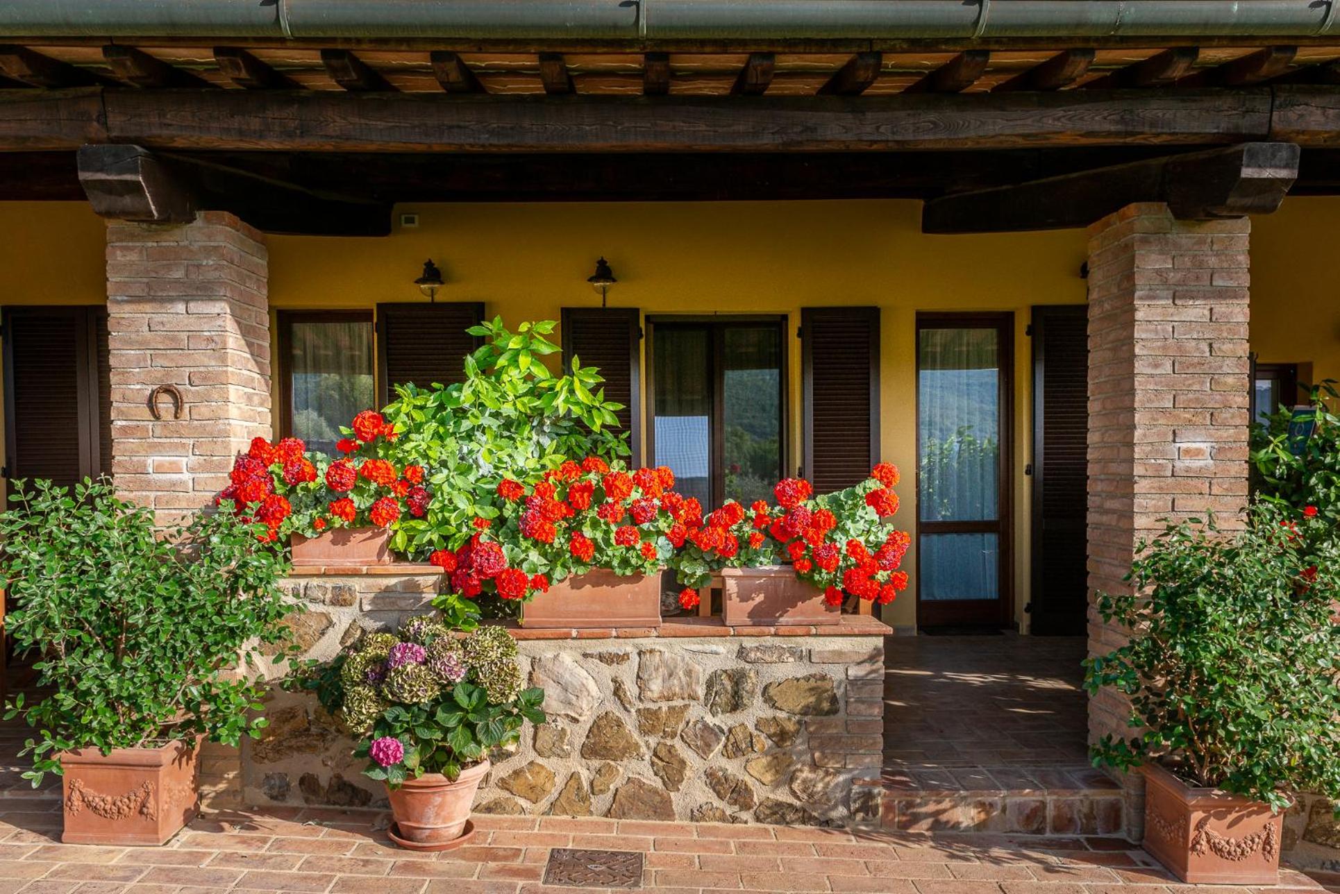 Podere Vecchia Commenda view 5