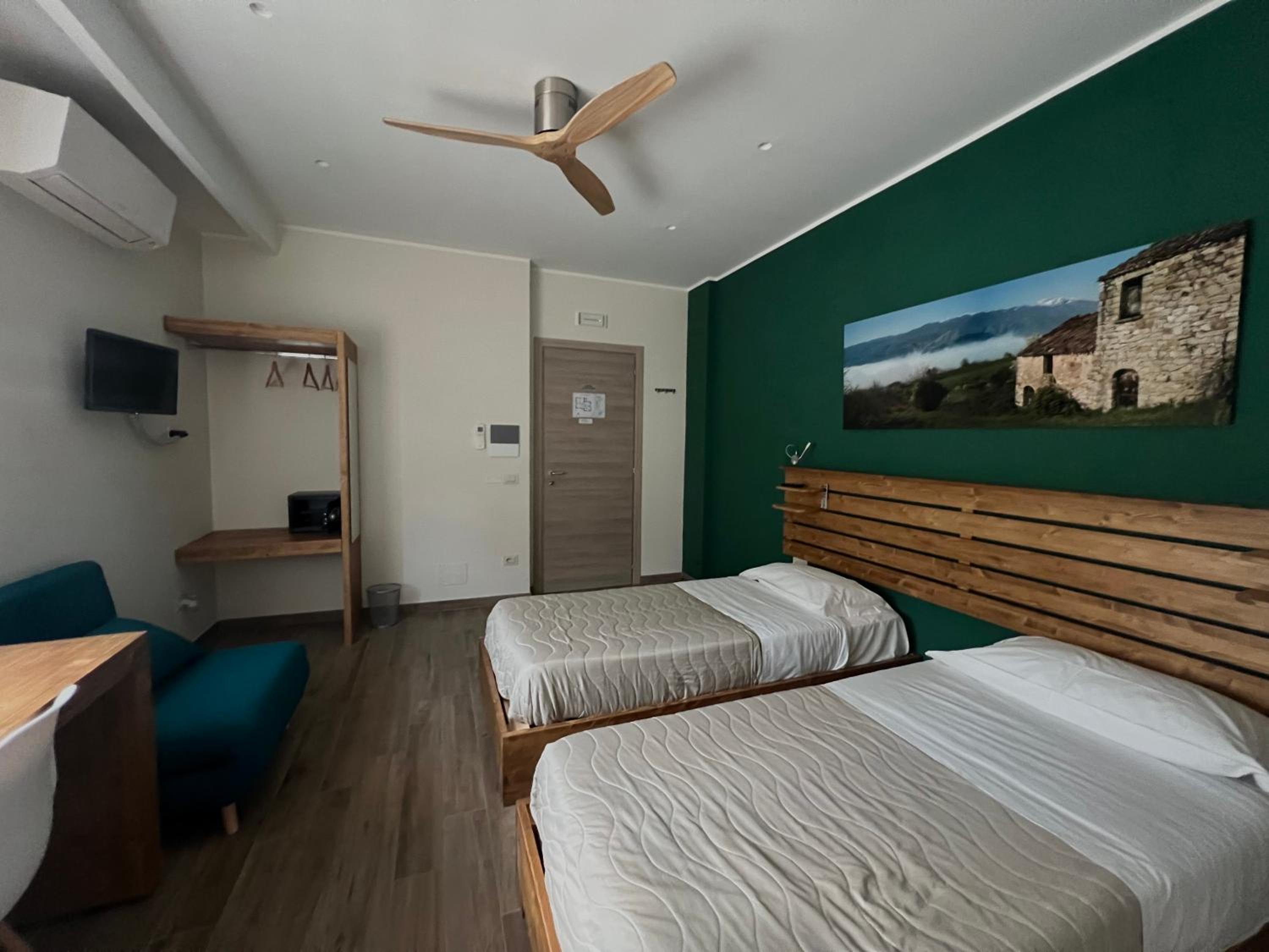 hotel room