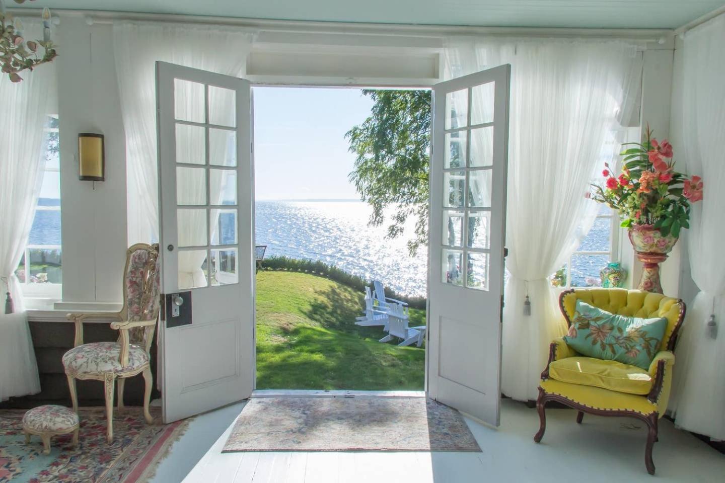 Luxury waterfront fairytale themed home - Carmen Elisabeth - Property Image 10