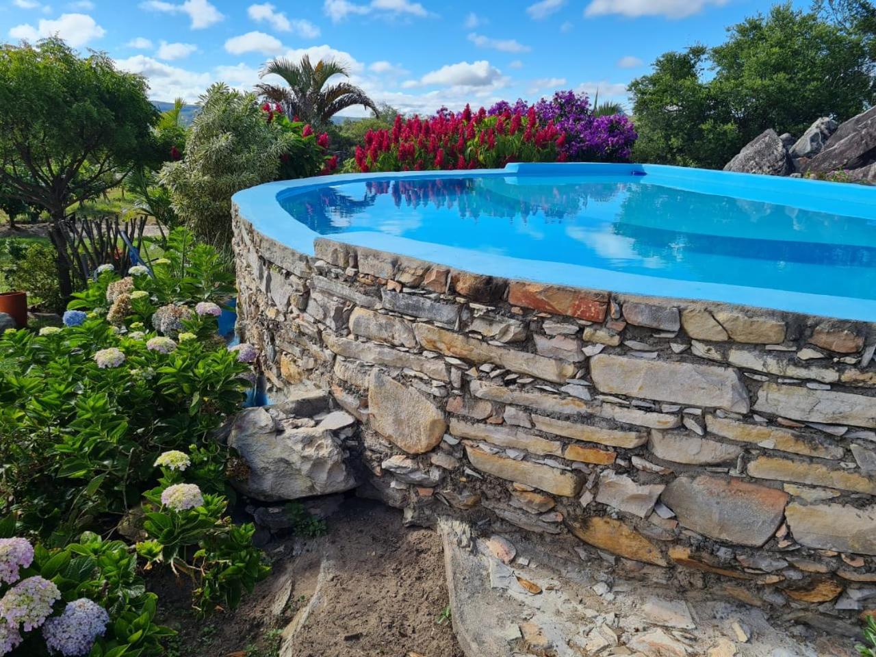 CASA DE CAMPO SENHORA SANTANA