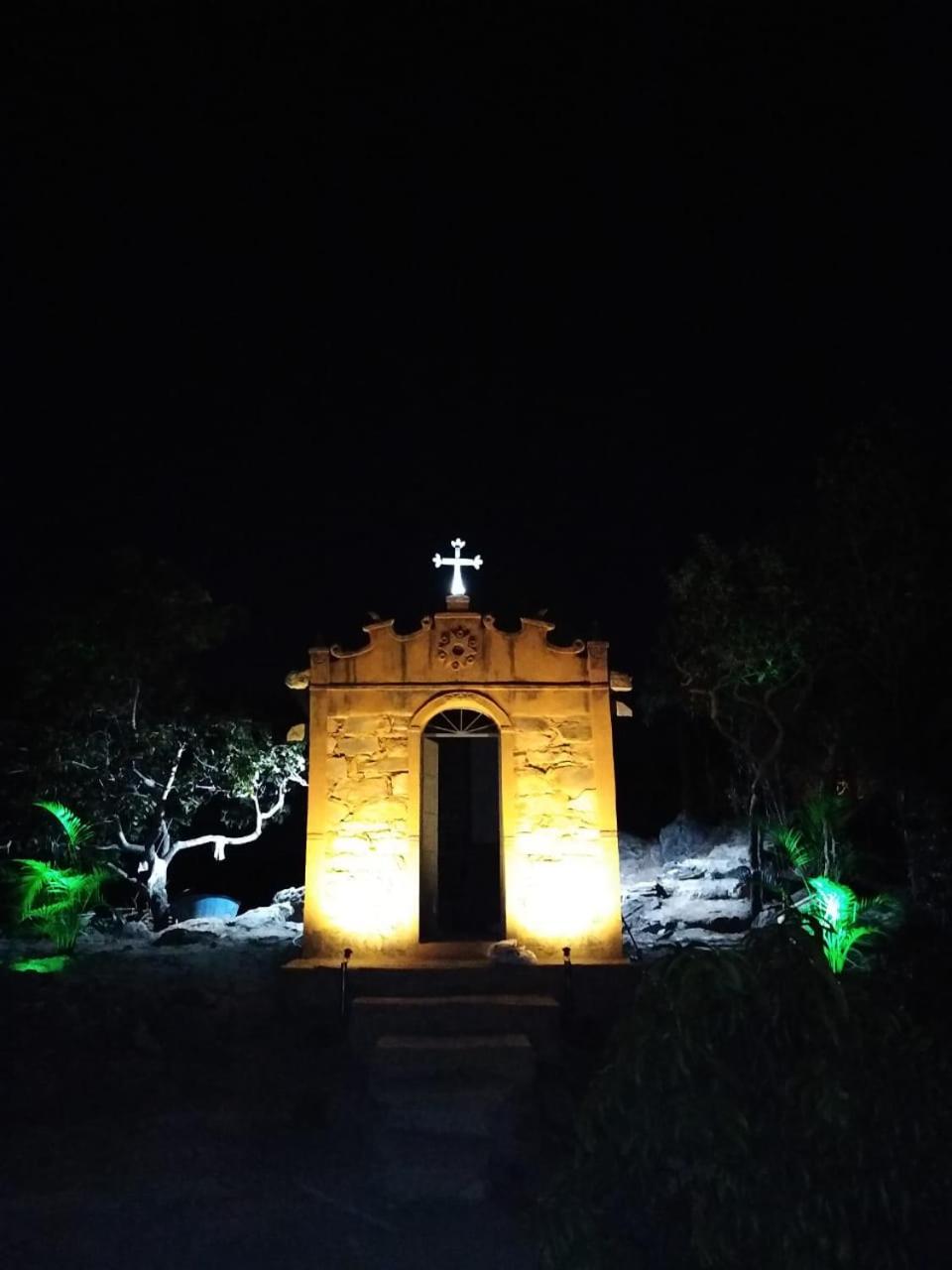 CASA DE CAMPO SENHORA SANTANA