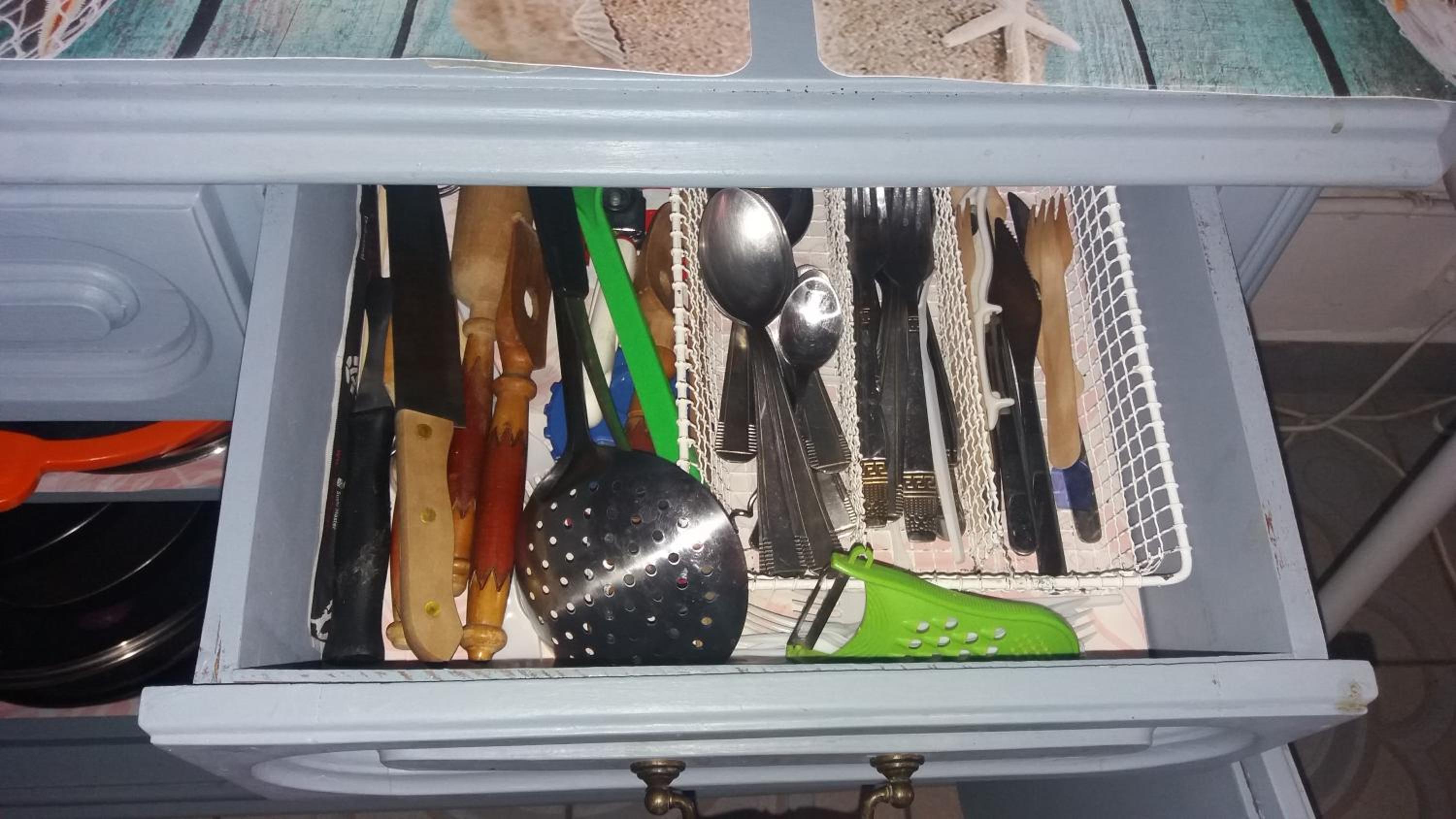 Jorali en Oradea — kitchen
