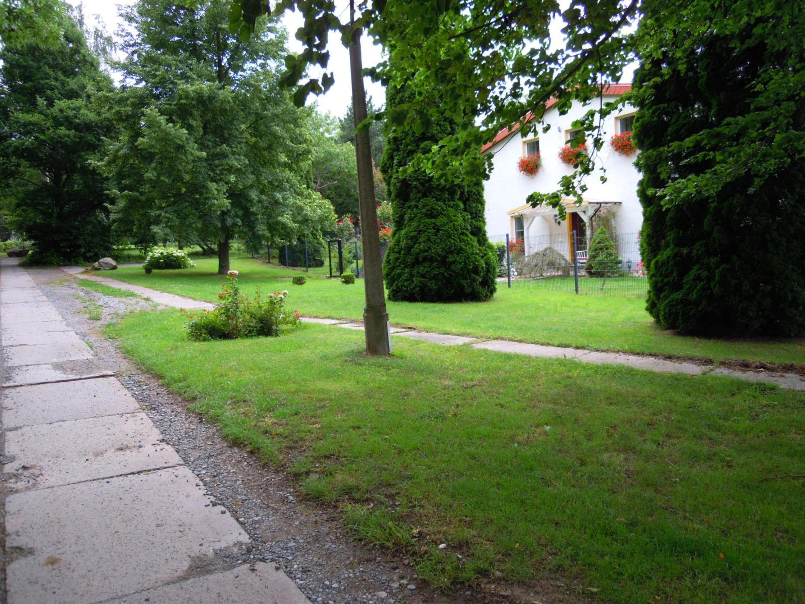 Photo 35