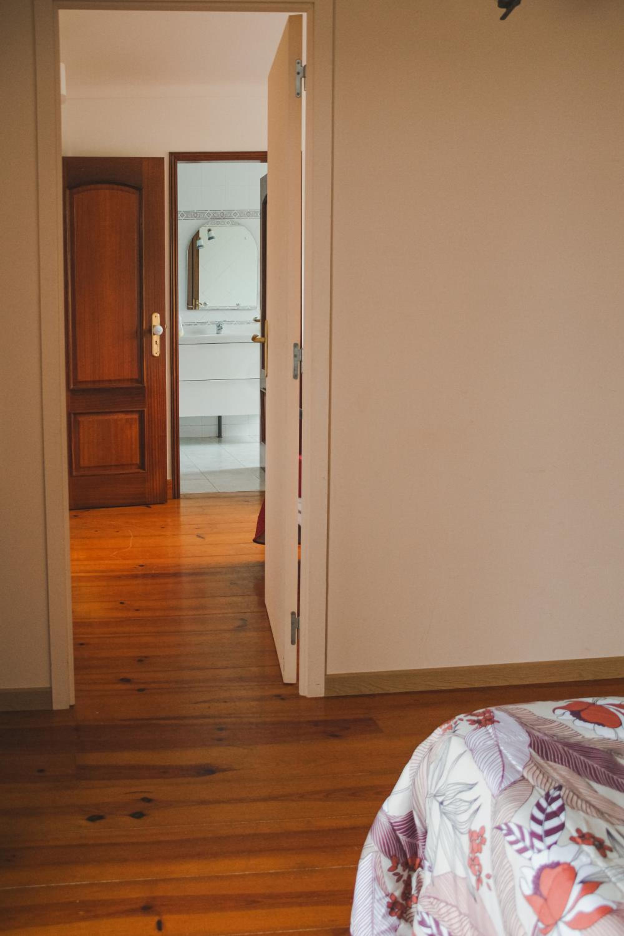 Photo 34