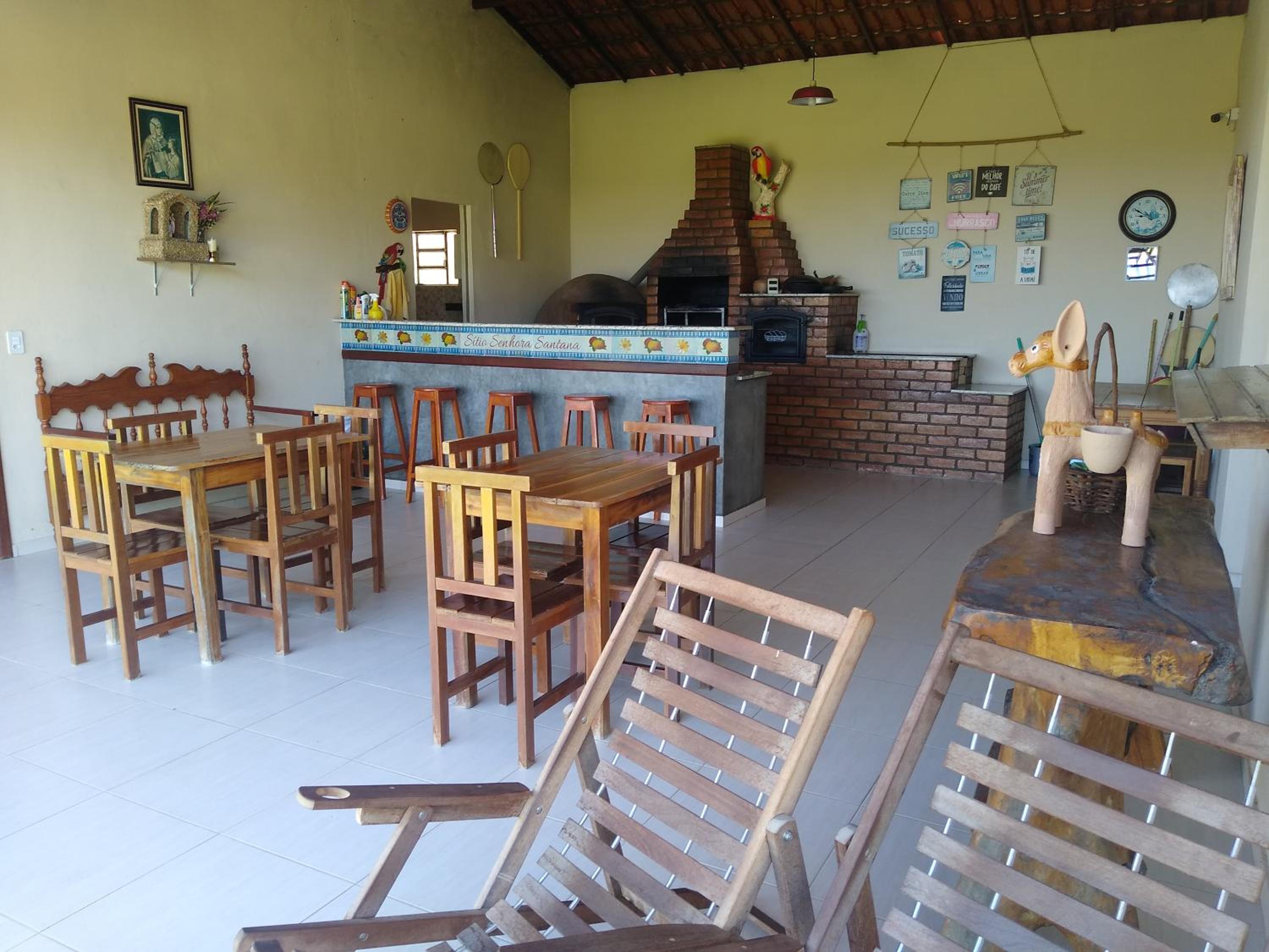CASA DE CAMPO SENHORA SANTANA