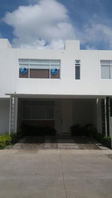 Hotel Casa Diamante Azul - Image 1