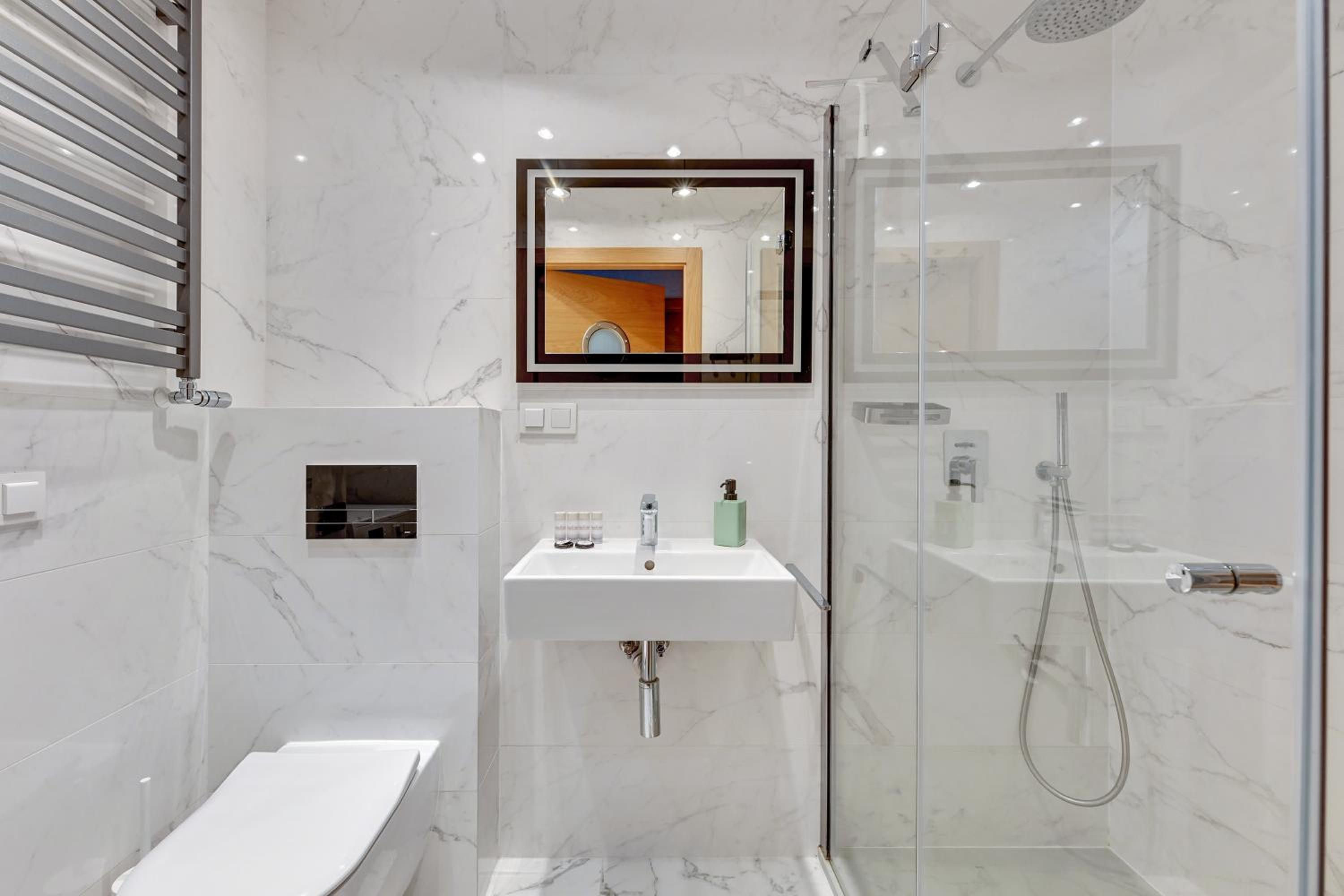 Apartments Chmielna Park by Noclegi Renters