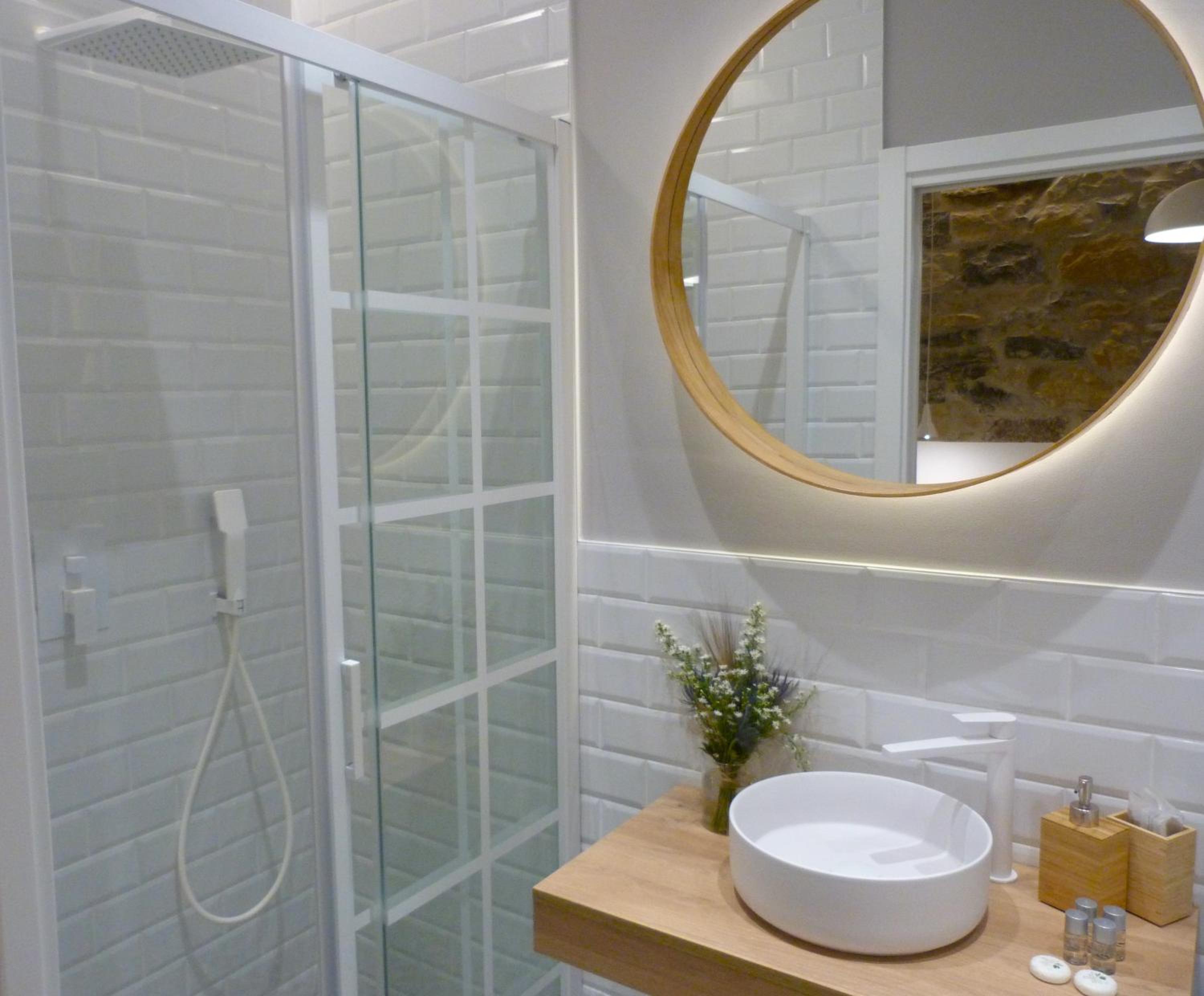 Chic Gran Vía, nuevo apartamento de diseño en Gros by ChicDonosti