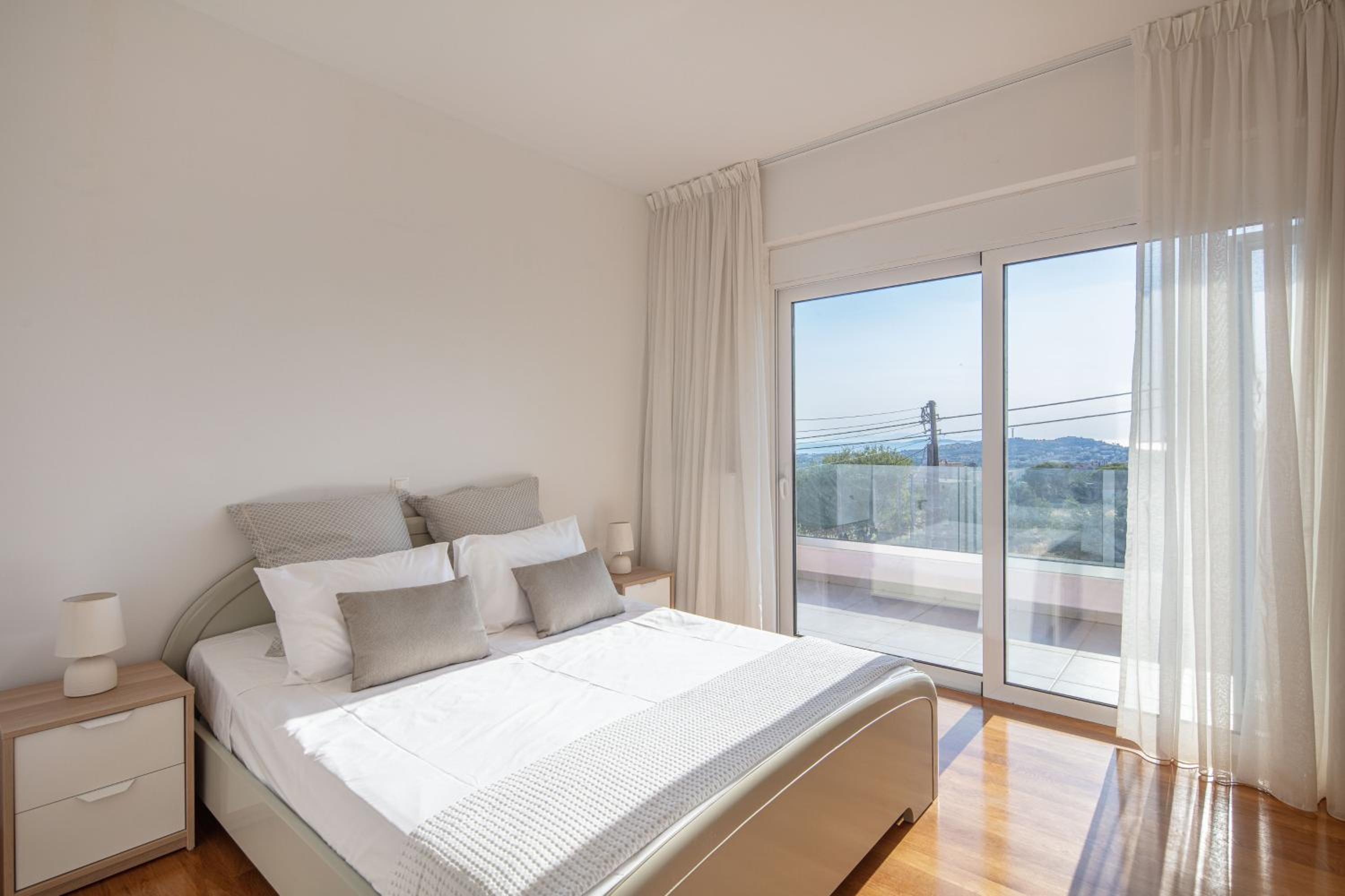 ATHENS RIVIERA Grand Panoramic Villa Lagonissi view 3