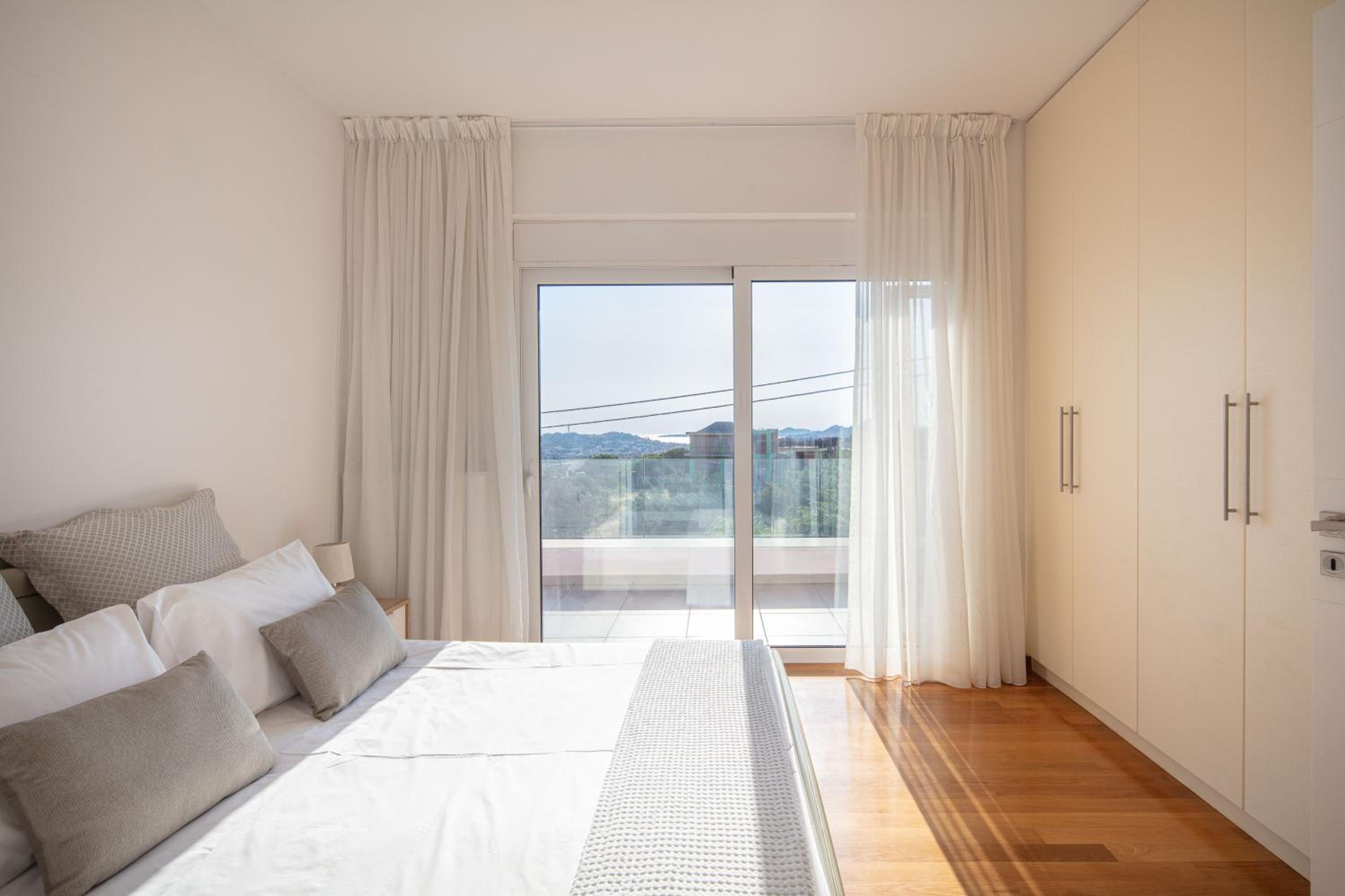 ATHENS RIVIERA Grand Panoramic Villa Lagonissi view 4