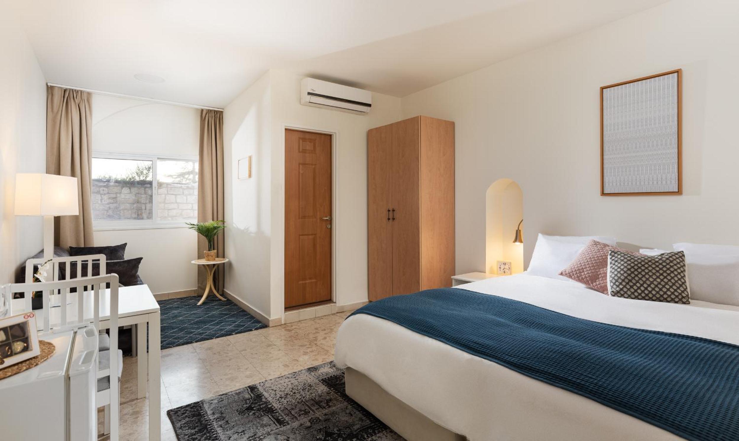 Family Villa - Prime Location Old City view 4