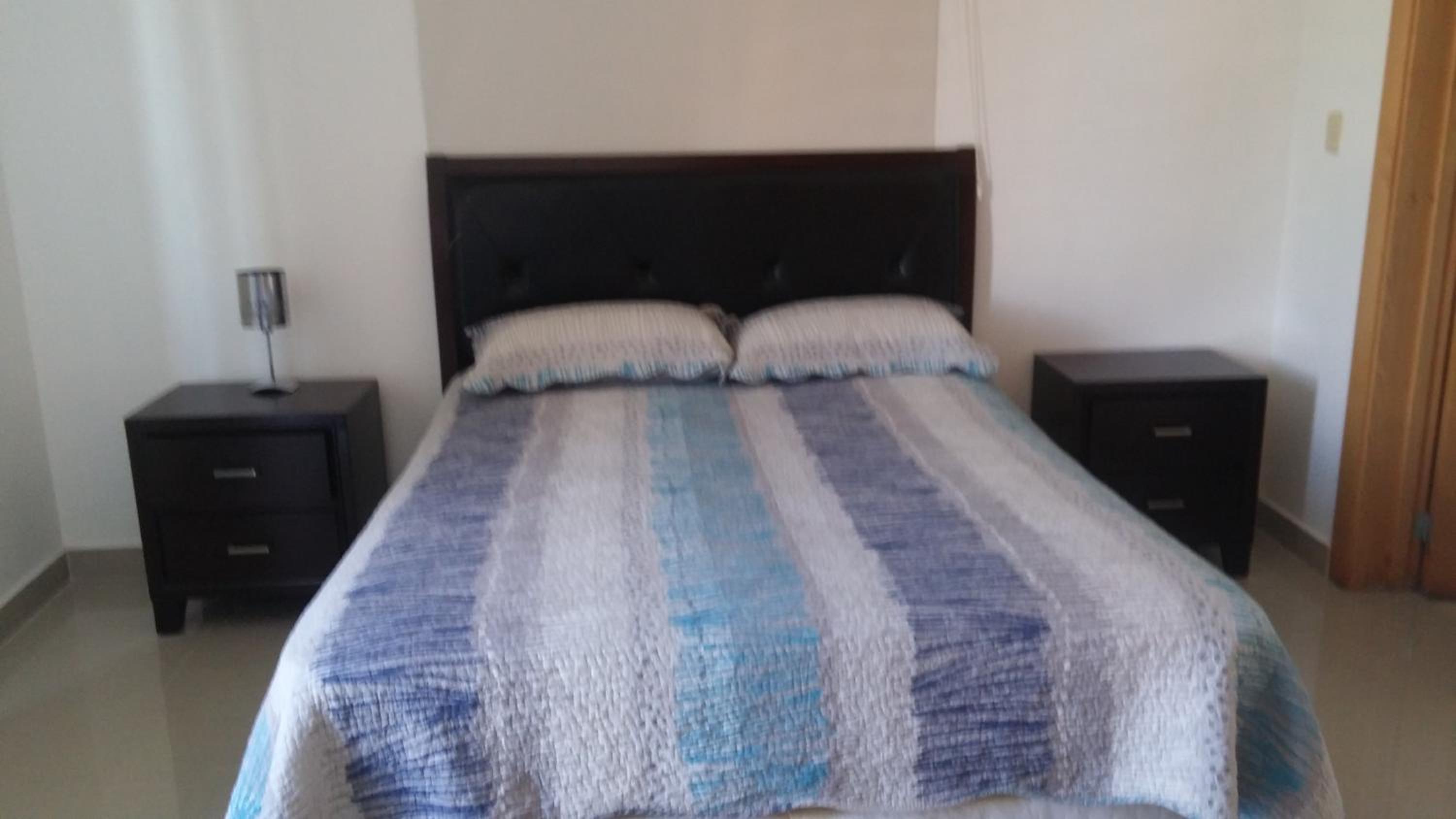 Furnished apartment in a class A area, with new and modern furniture view 2