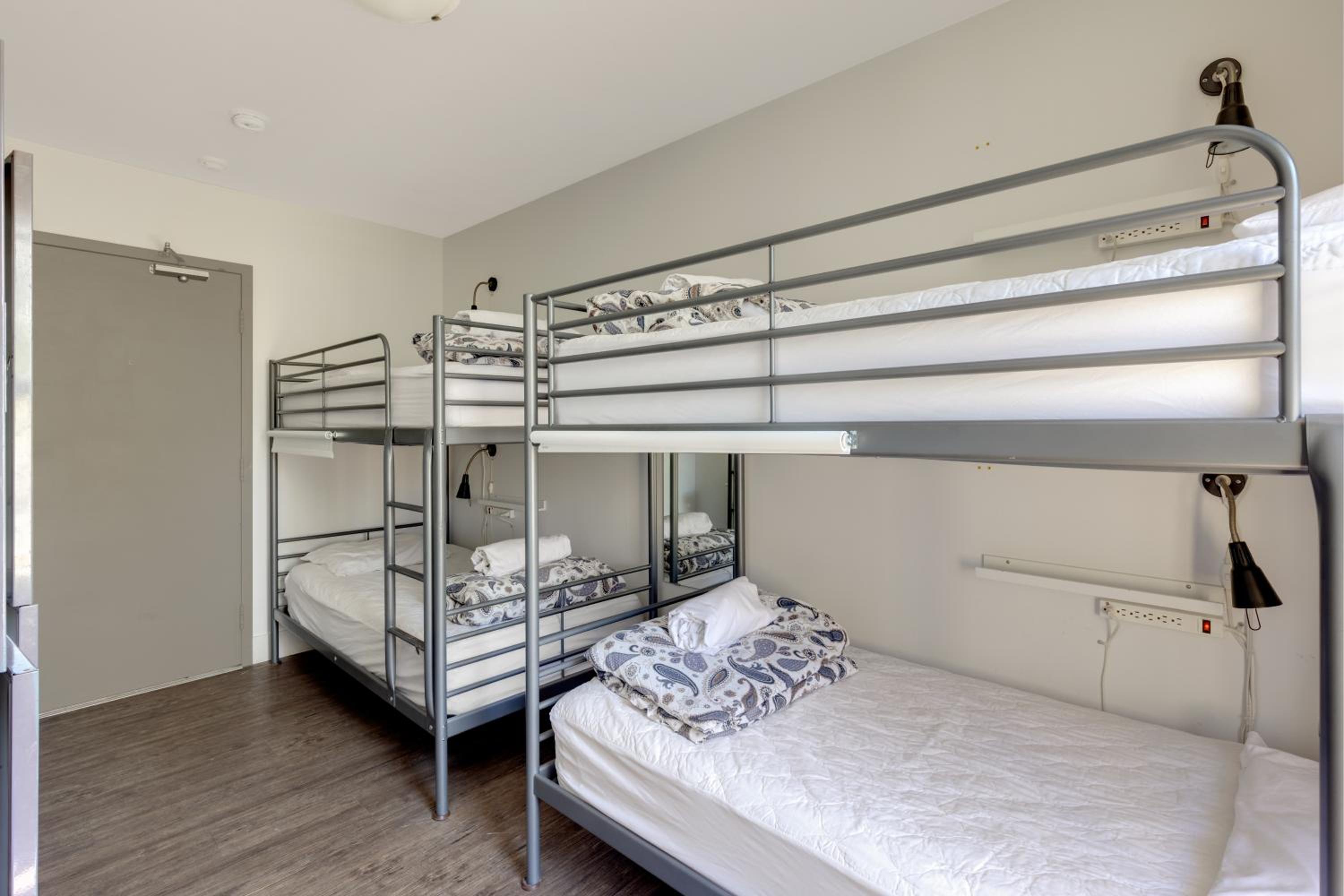 HI Kelowna Hostel