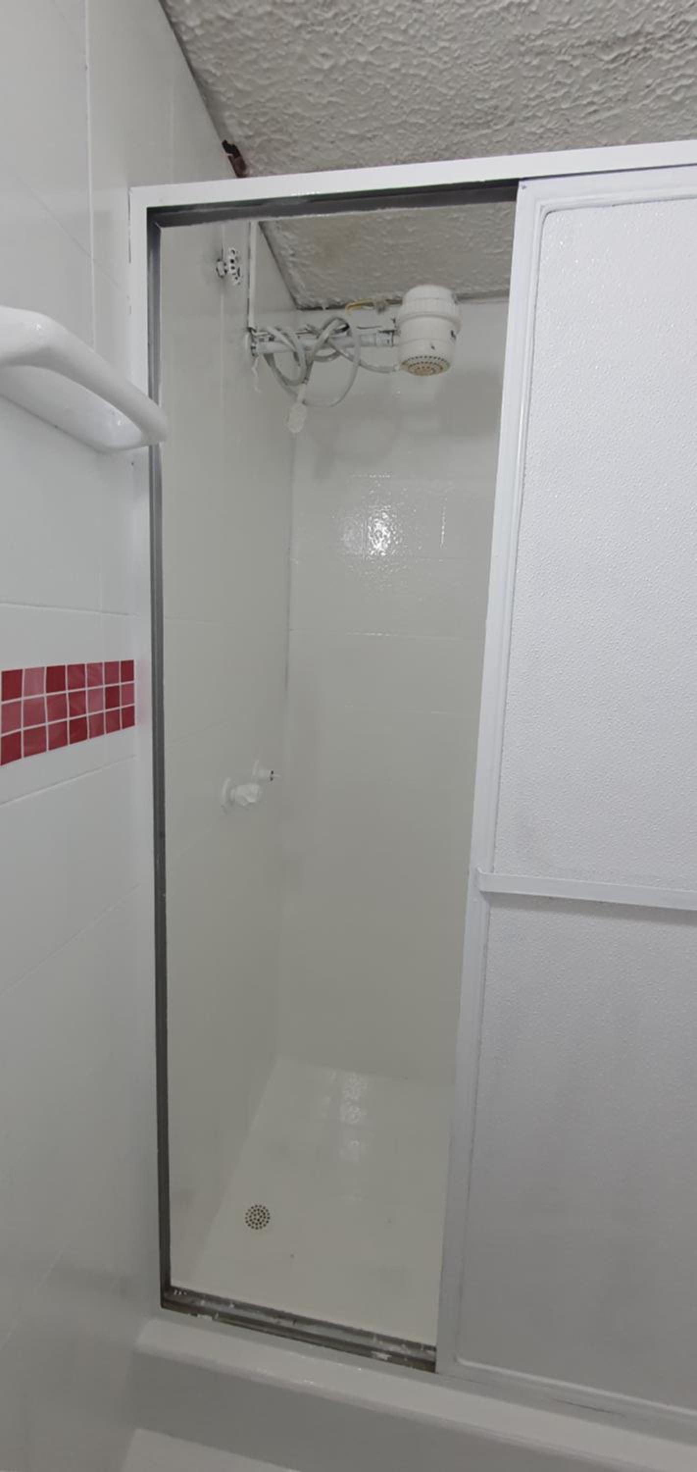 Portal Norte 170 ACOGEDORAS HABITACIONES CON TODOS LOS SERVICIOS