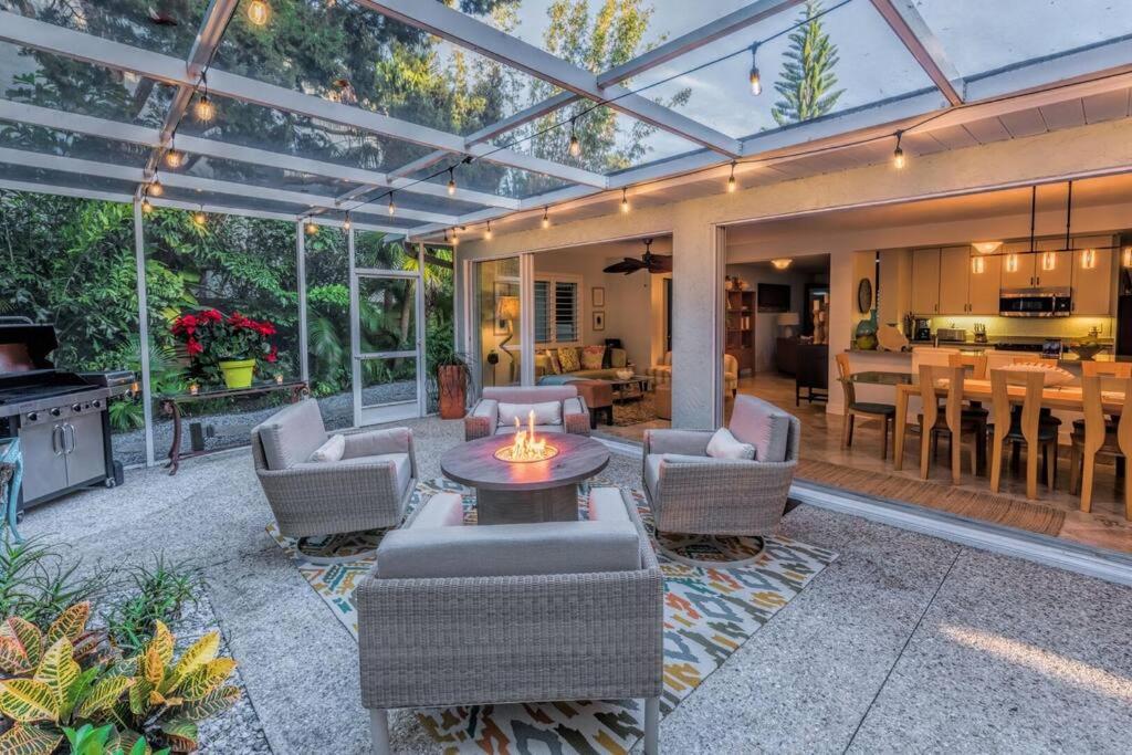 Get lost in the intoxicating relaxation of Siesta Key, in this luxurious private home. view 4