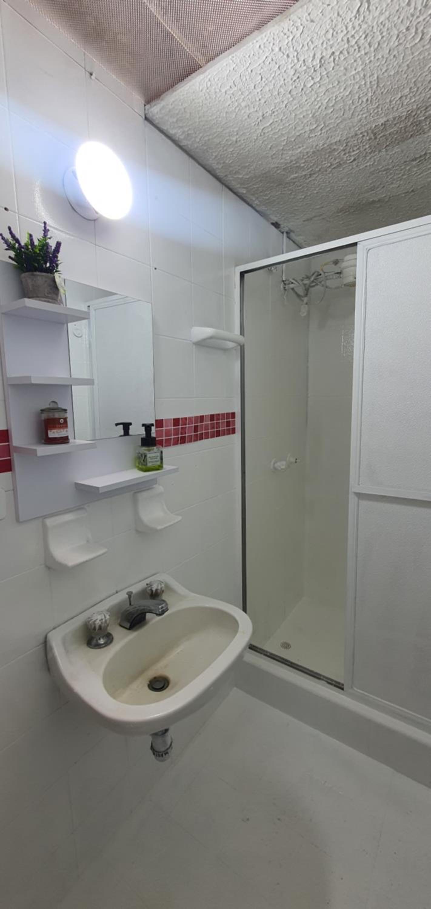 Portal Norte 170 ACOGEDORAS HABITACIONES CON TODOS LOS SERVICIOS