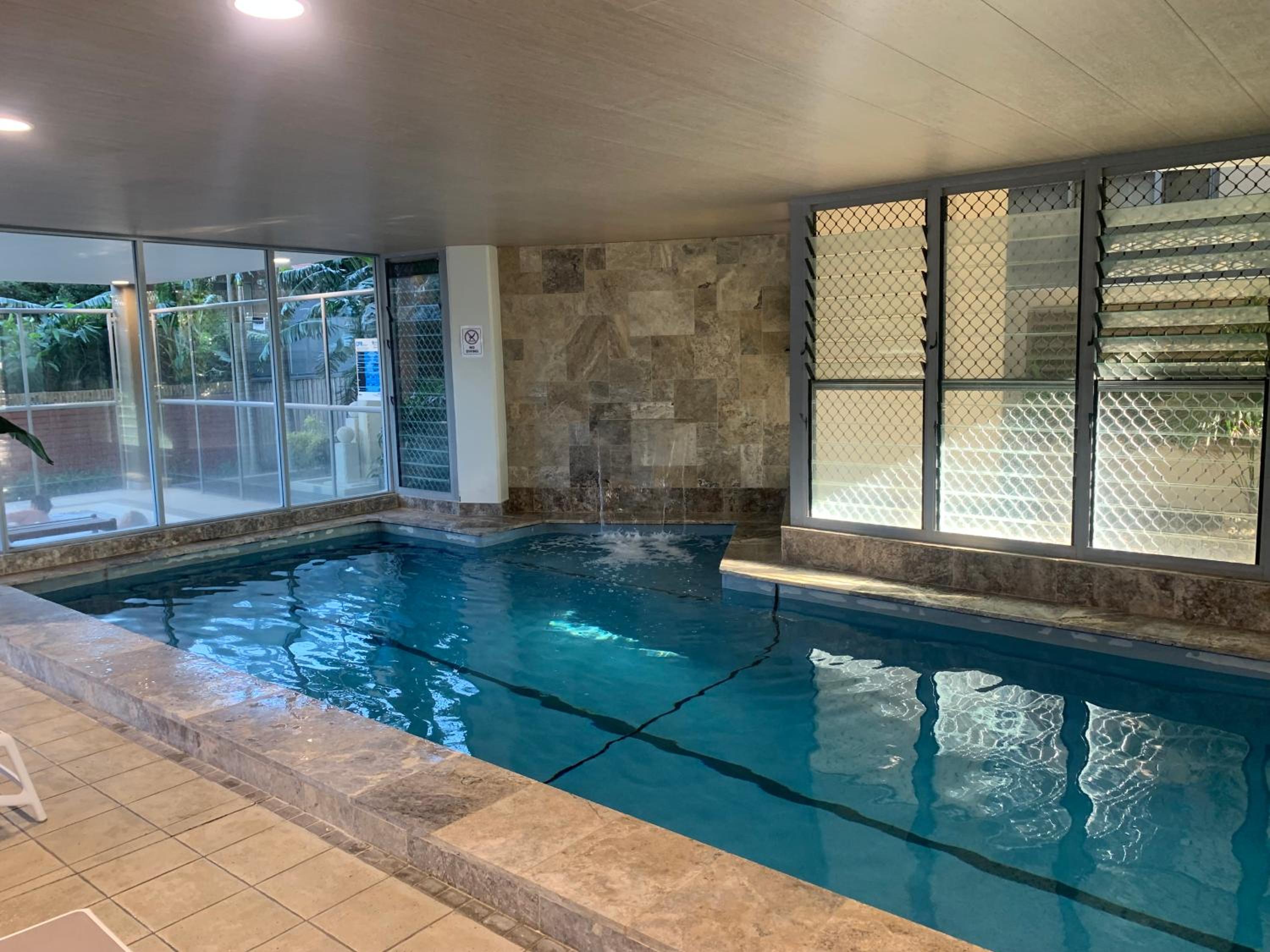 Hotel 40 William Street Apartments