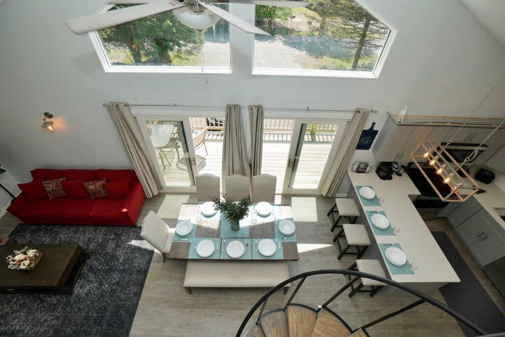 A gorgeous home, 5BR-2BT, perfect for your family! view 4