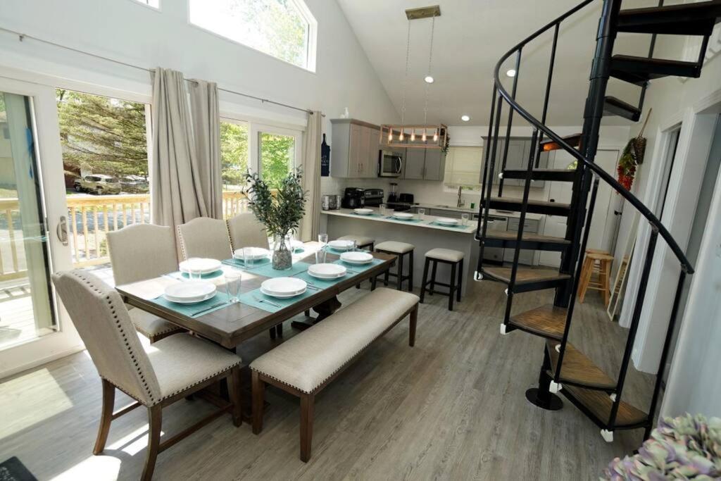 A gorgeous home, 5BR-2BT, perfect for your family! view 5