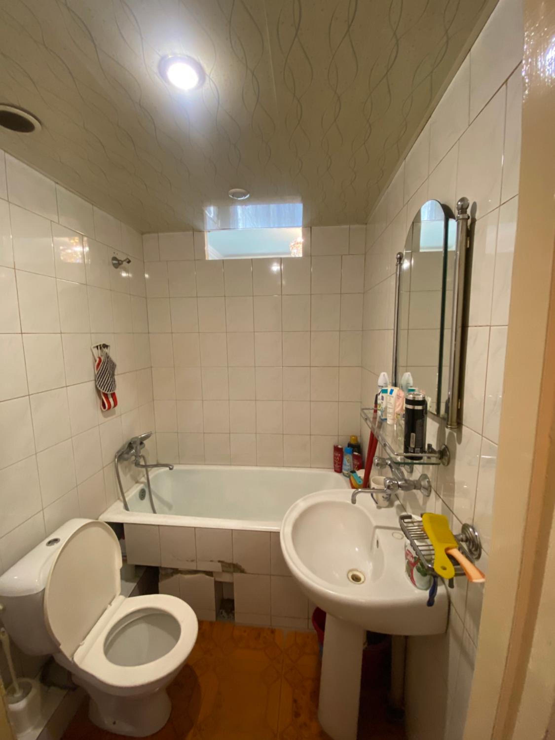 Apartment near Airport and station Charbakh