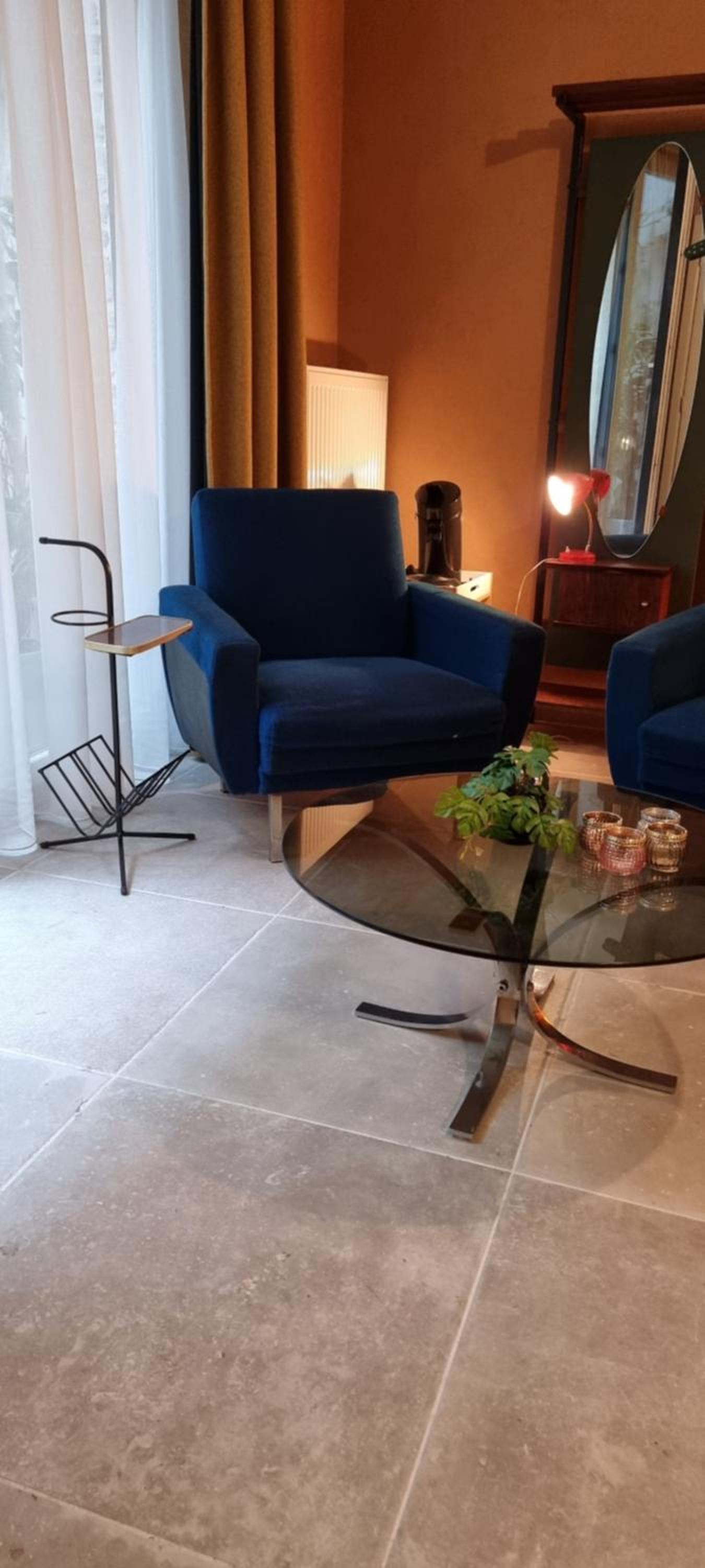 La Chèvre Folle - Lodging in Style with FREE basic breakfast